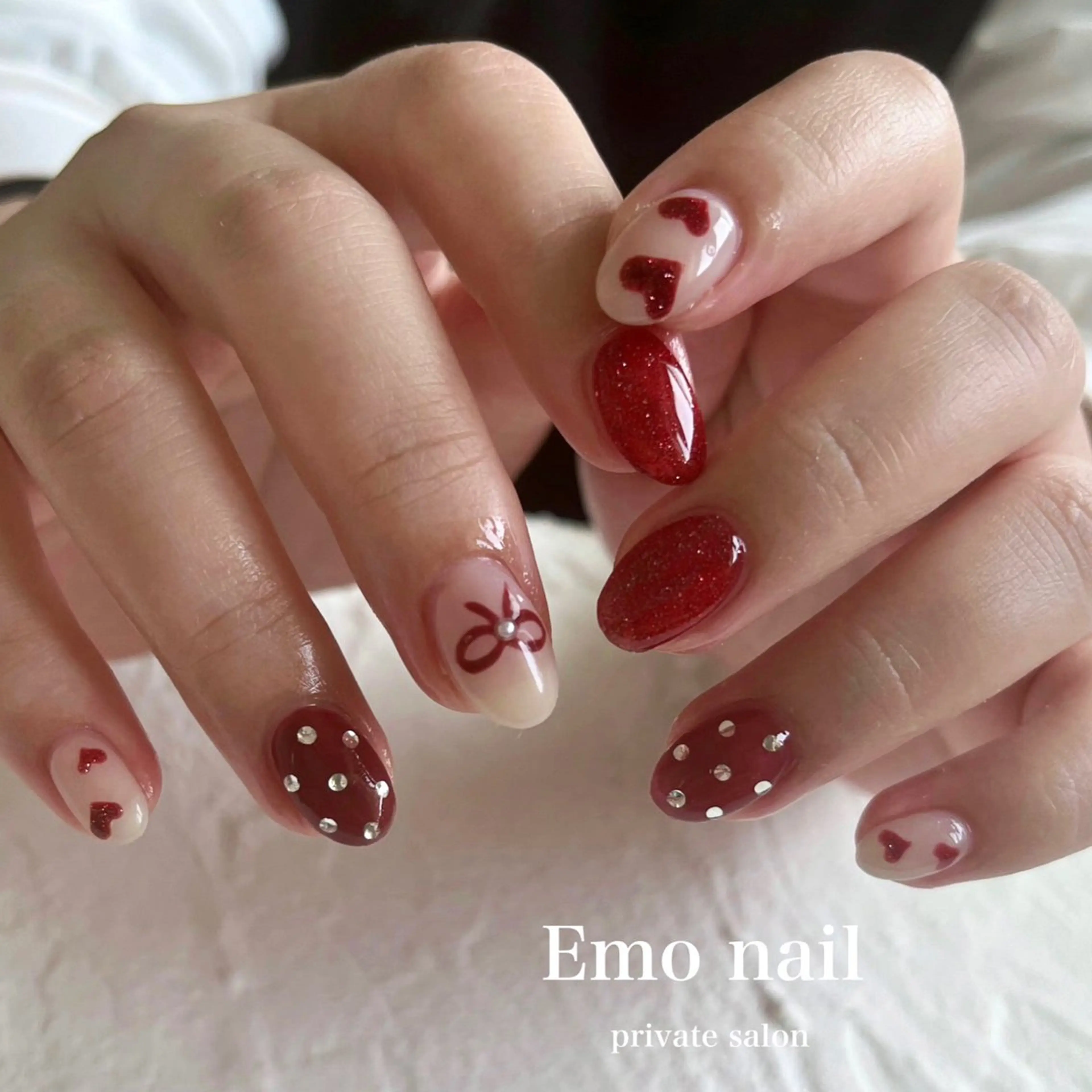 ネイル Emo nailのネイルデザイン
