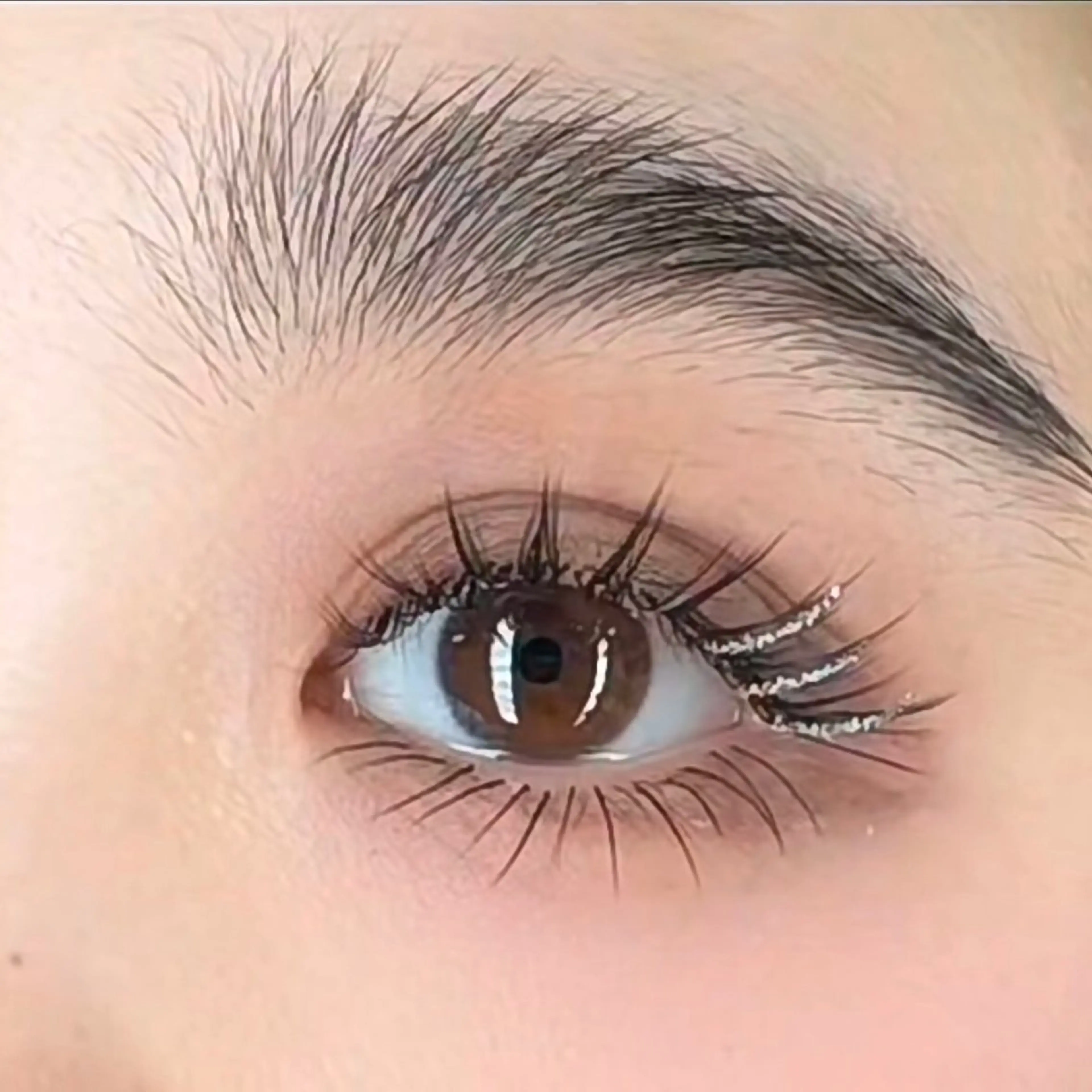 マツエク・マツパ 束感まつ毛 カラーマツエク フラットラッシュ パリジェンヌラッシュリフト まつげパーマ マツエク 竹田 あきのマツエク・マツパデザイン