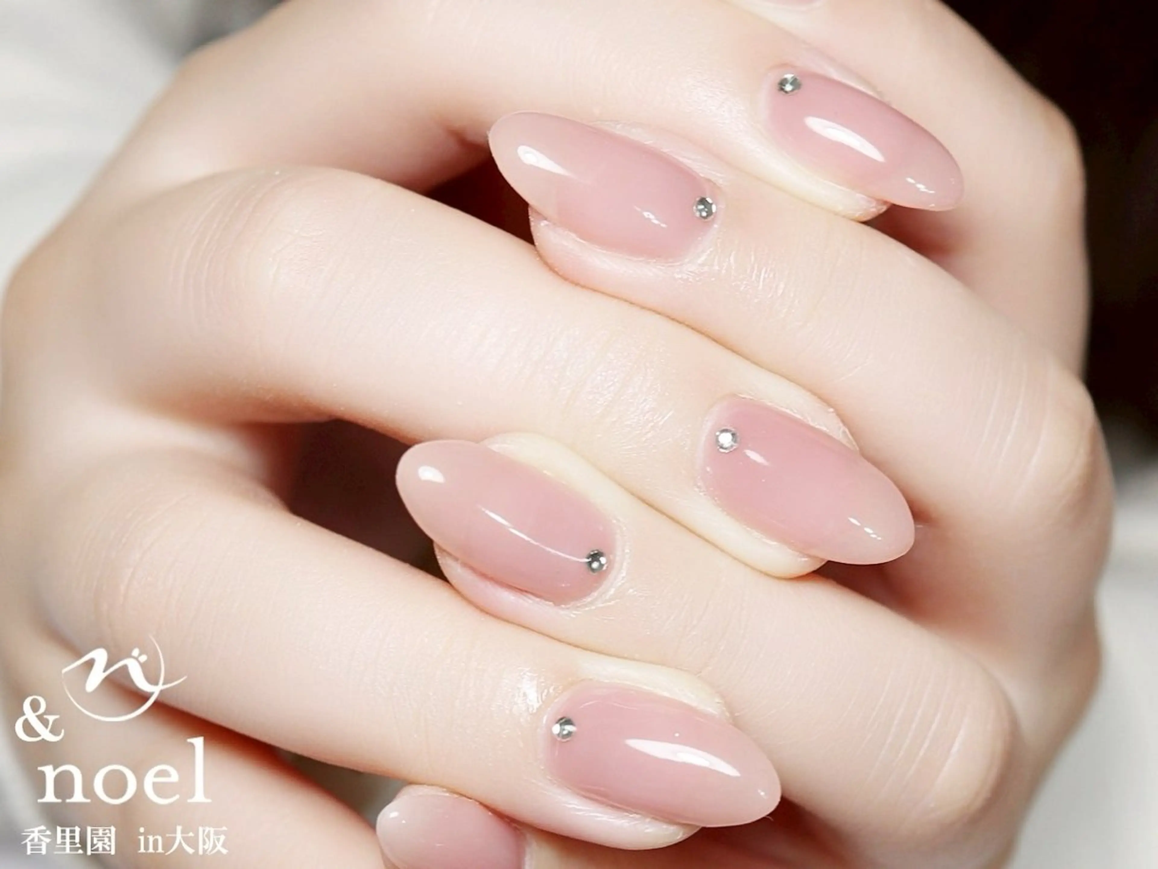 ネイル ハンドネイル Nailsalon  &Noel所属・もも 🍑のネイルデザイン