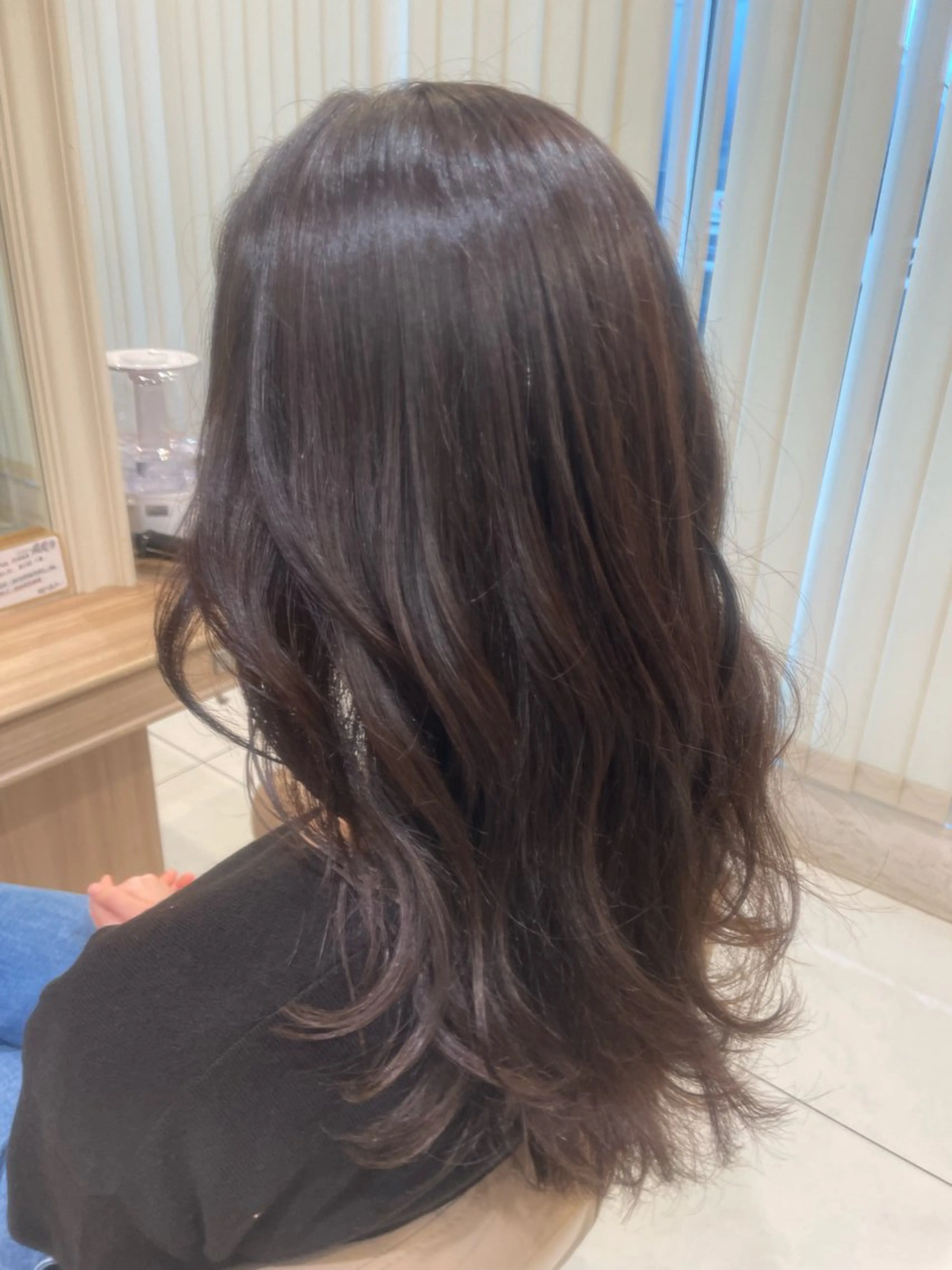 ロング カラー ヘアアレンジ ブラウンカラー ダークブラウン 韓国風ヘア ロング ヘアカラー トリートメント 韓国ヘアメイク🎀/ 縮毛矯正✨山本媛香のヘアスタイル