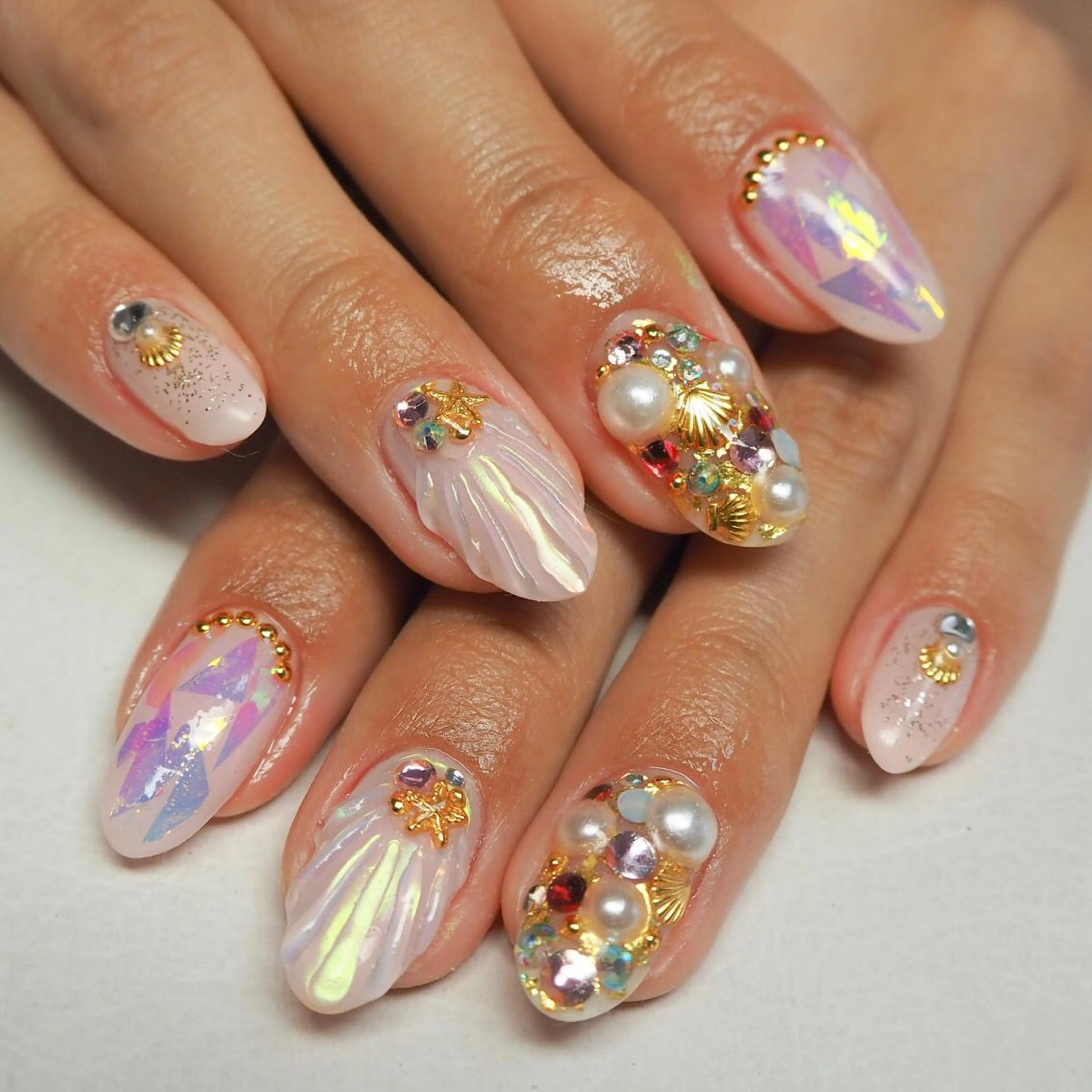 ネイル Hisaka Mikiのネイルデザイン