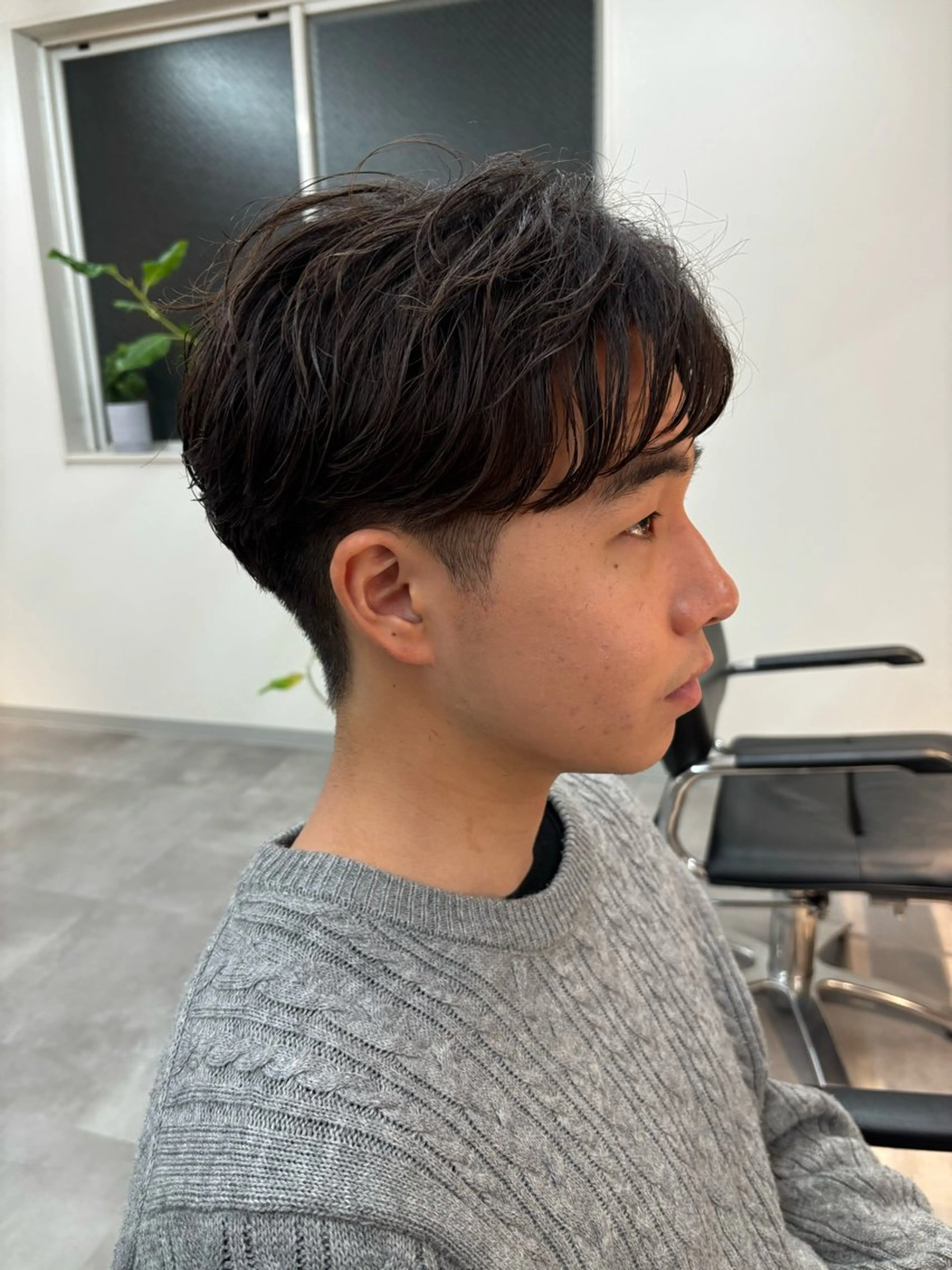 メンズ カット フェザーパーマ/韓国 /メンズカット/保立のヘアスタイル