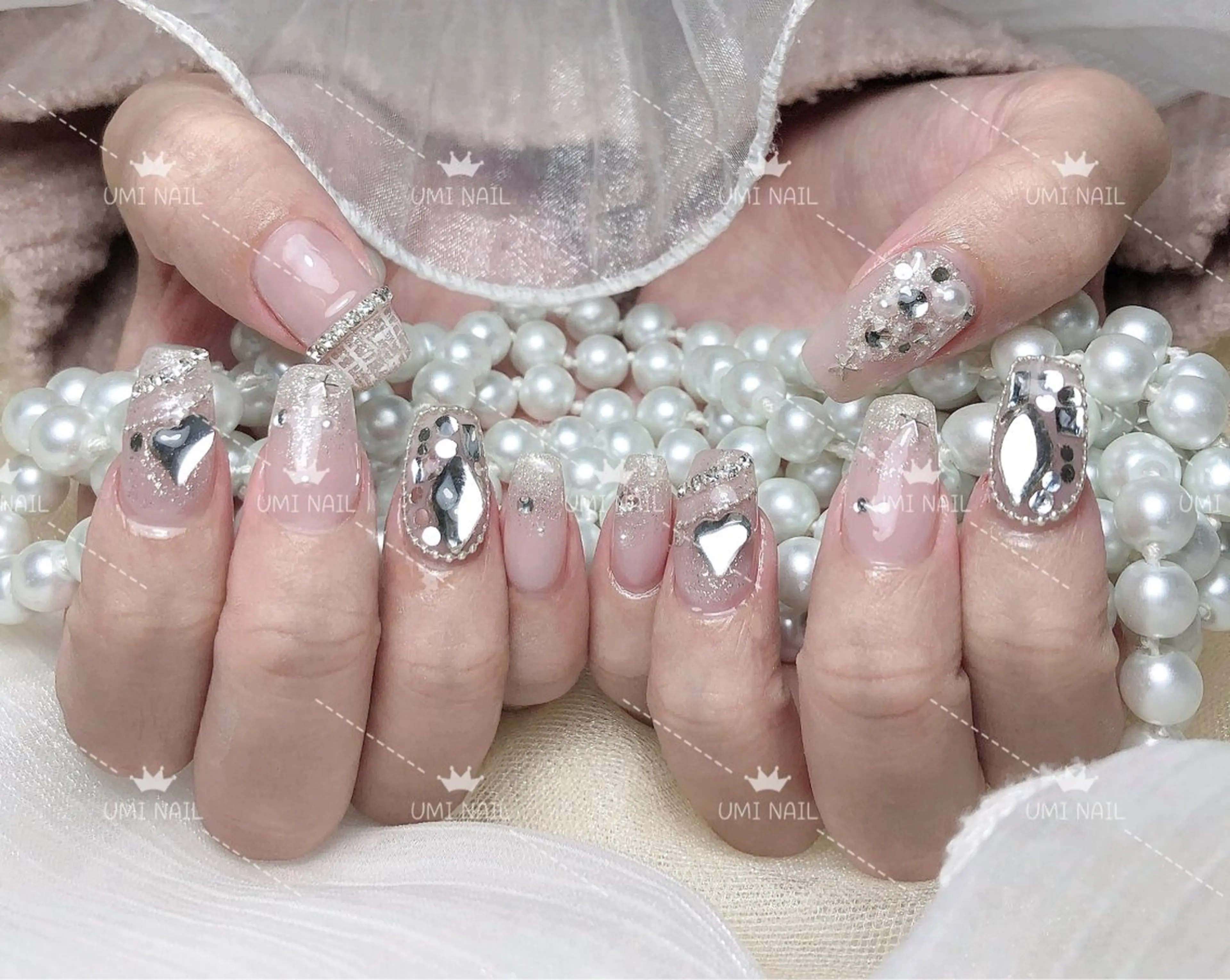ネイル LUXE NAIL SALONのネイルデザイン