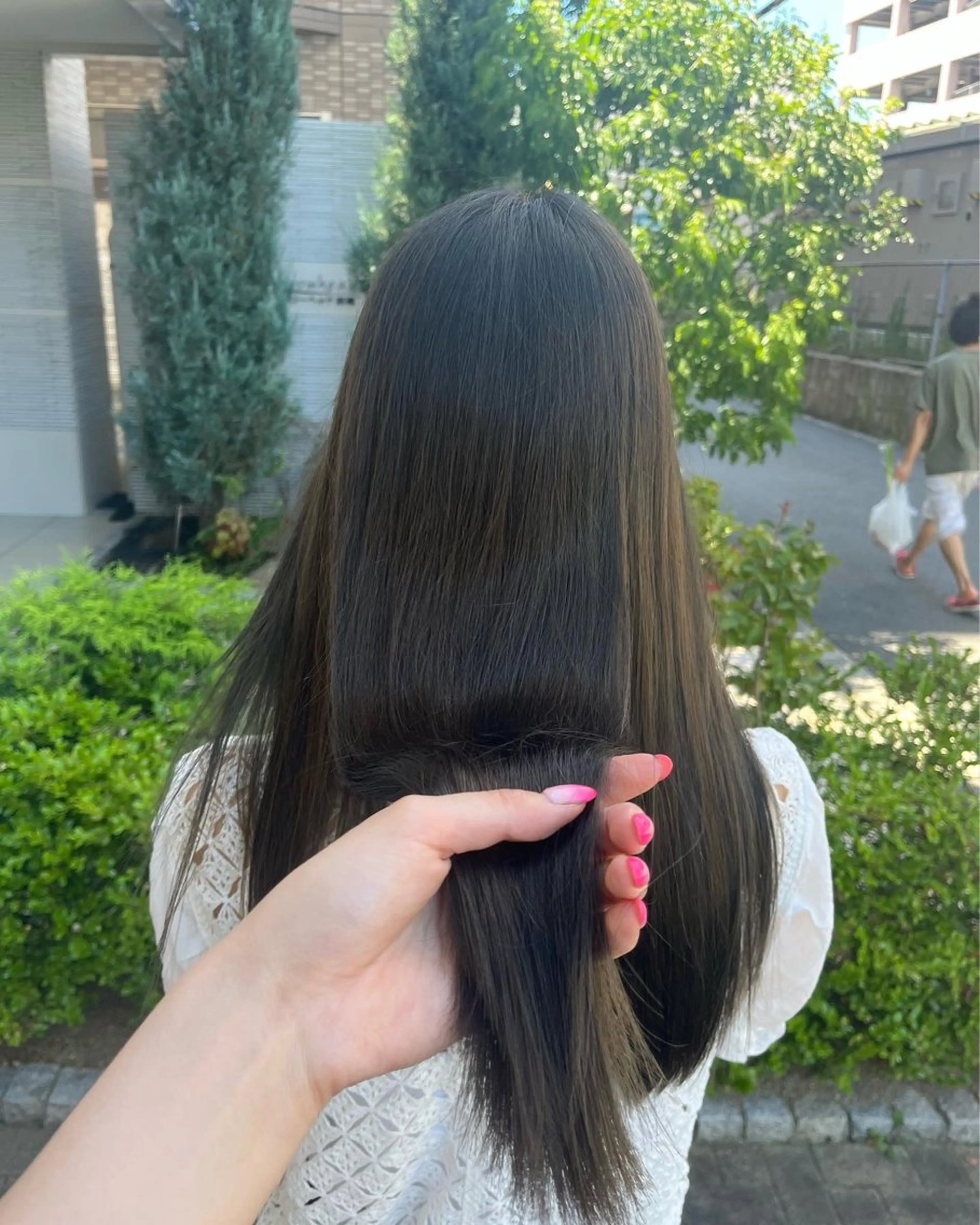 カラー ベージュカラー 透明感カラー オリーブベージュ KOKORO 中村 朱里のヘアスタイル