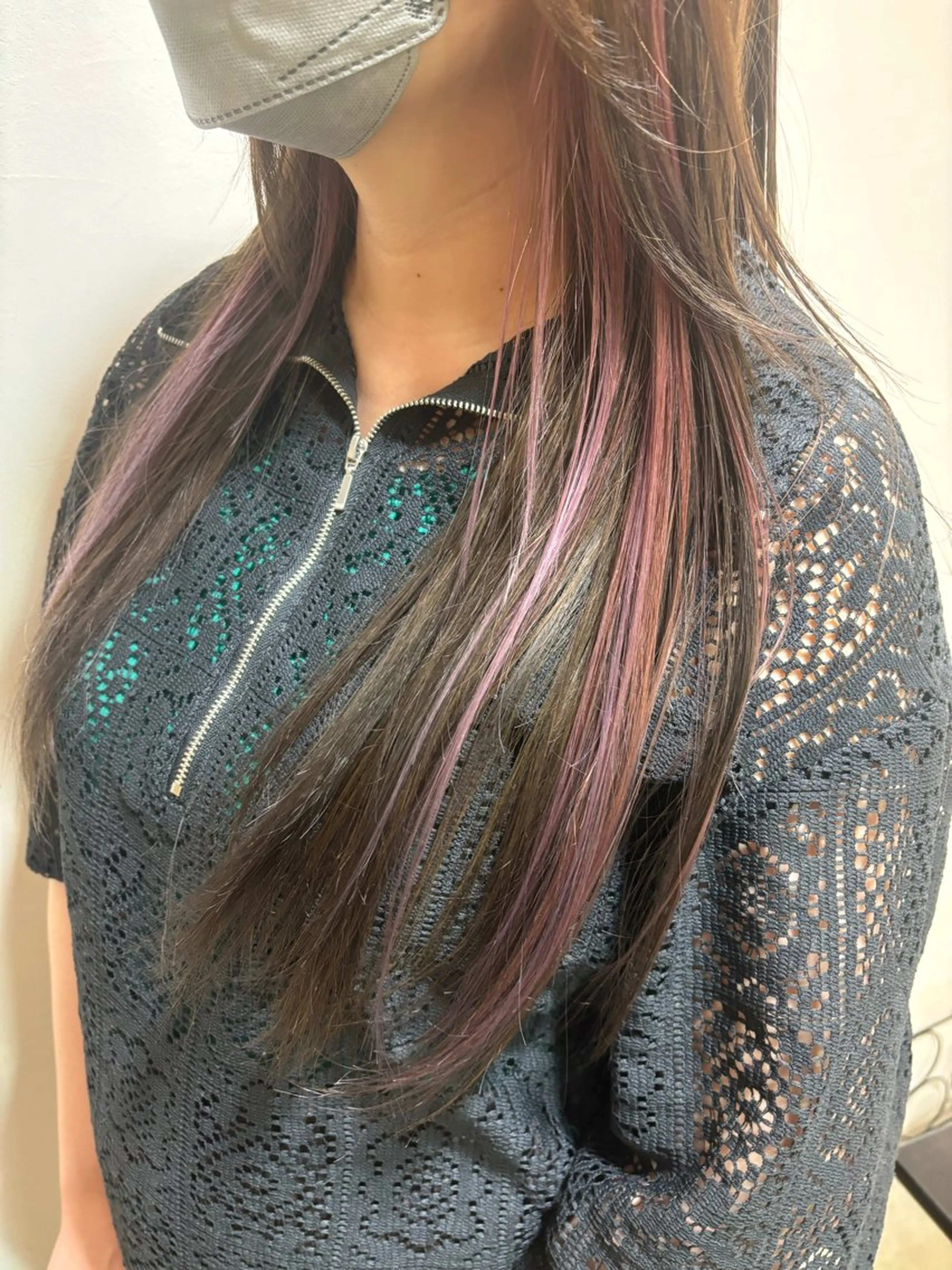 ロング ヘアカラー イナイ ハルカのヘアスタイル