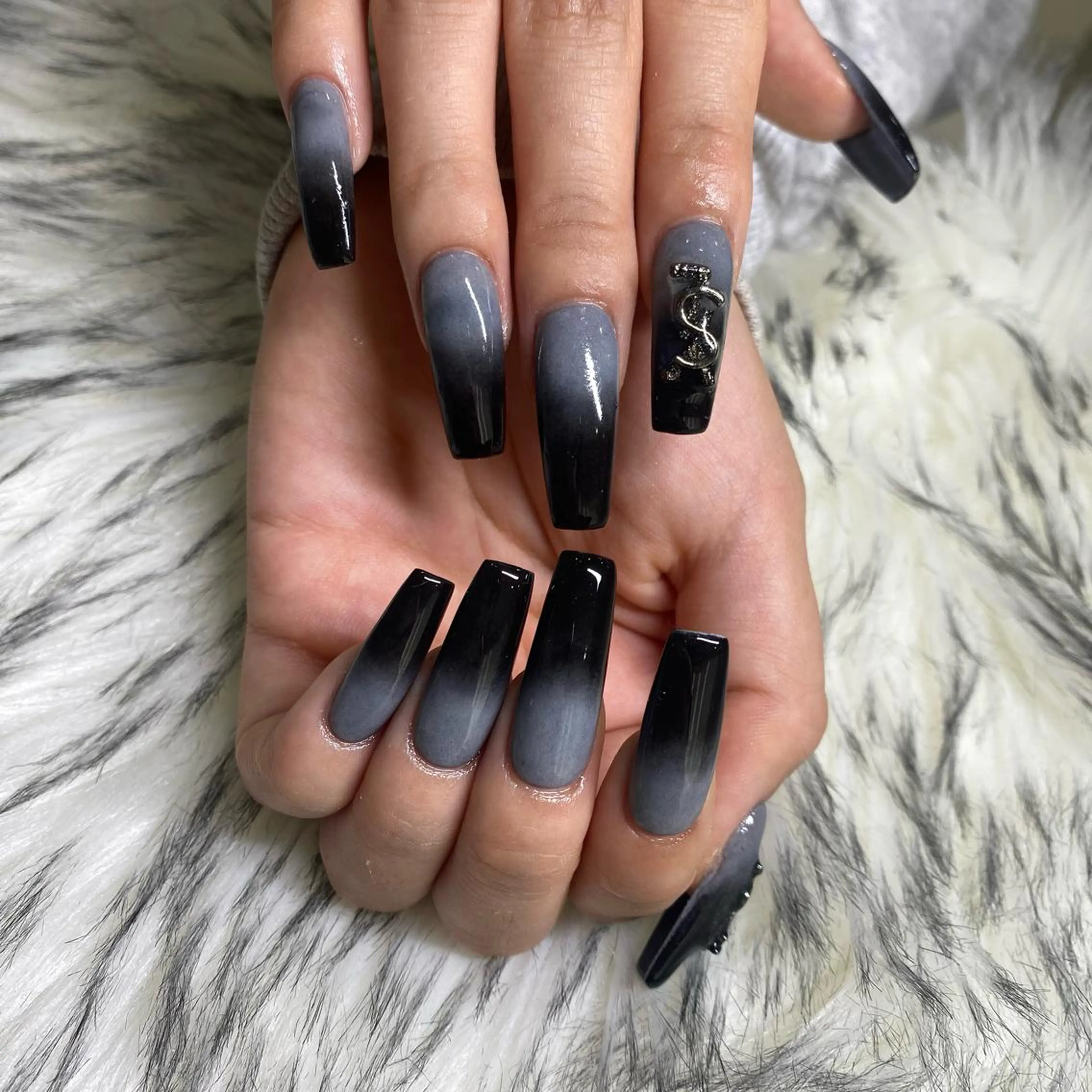 ネイル ハンドネイル la vie  Luire所属・la vie Luire ｱｽｶのネイルデザイン