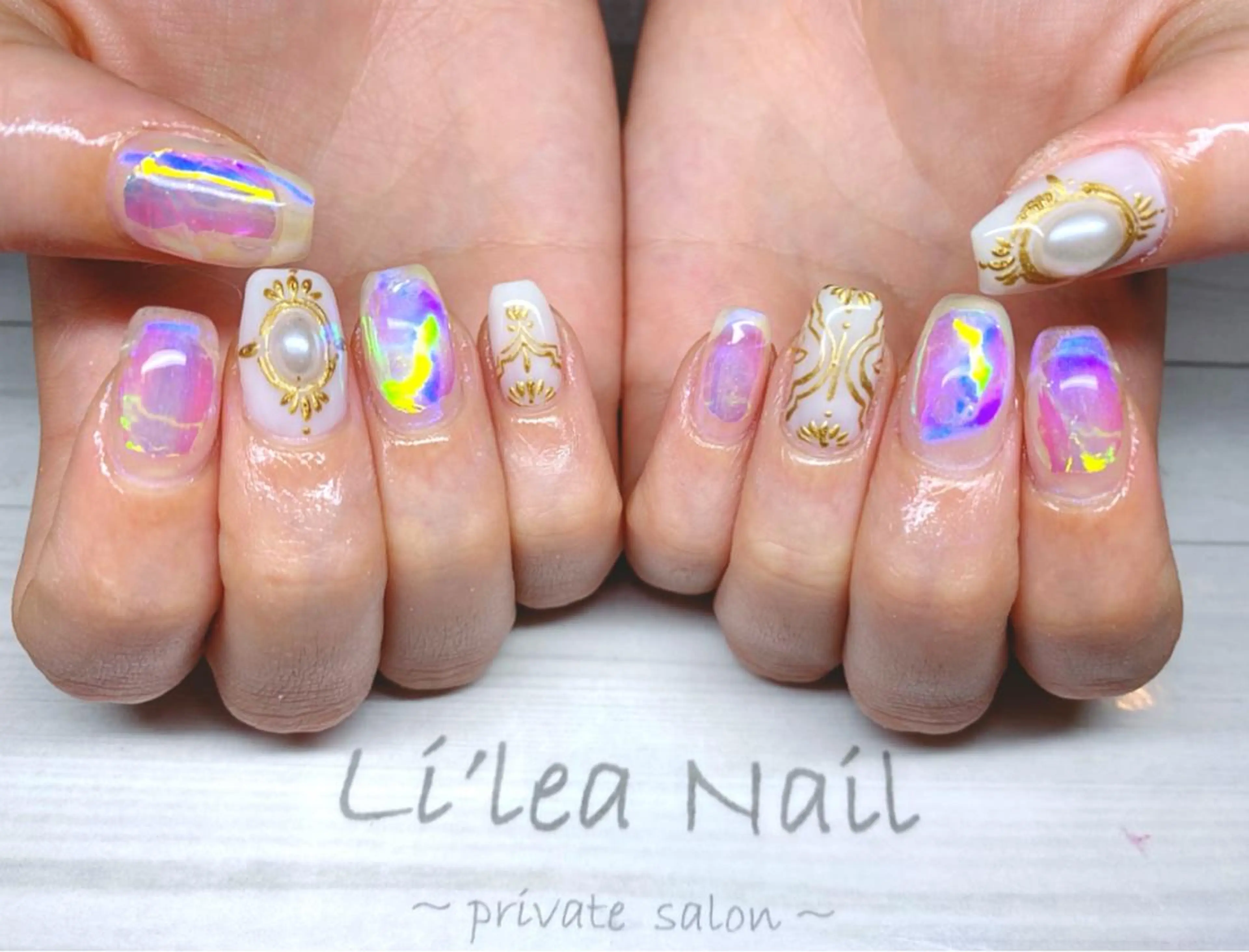 ネイル Li'leaNail AINAのネイルデザイン