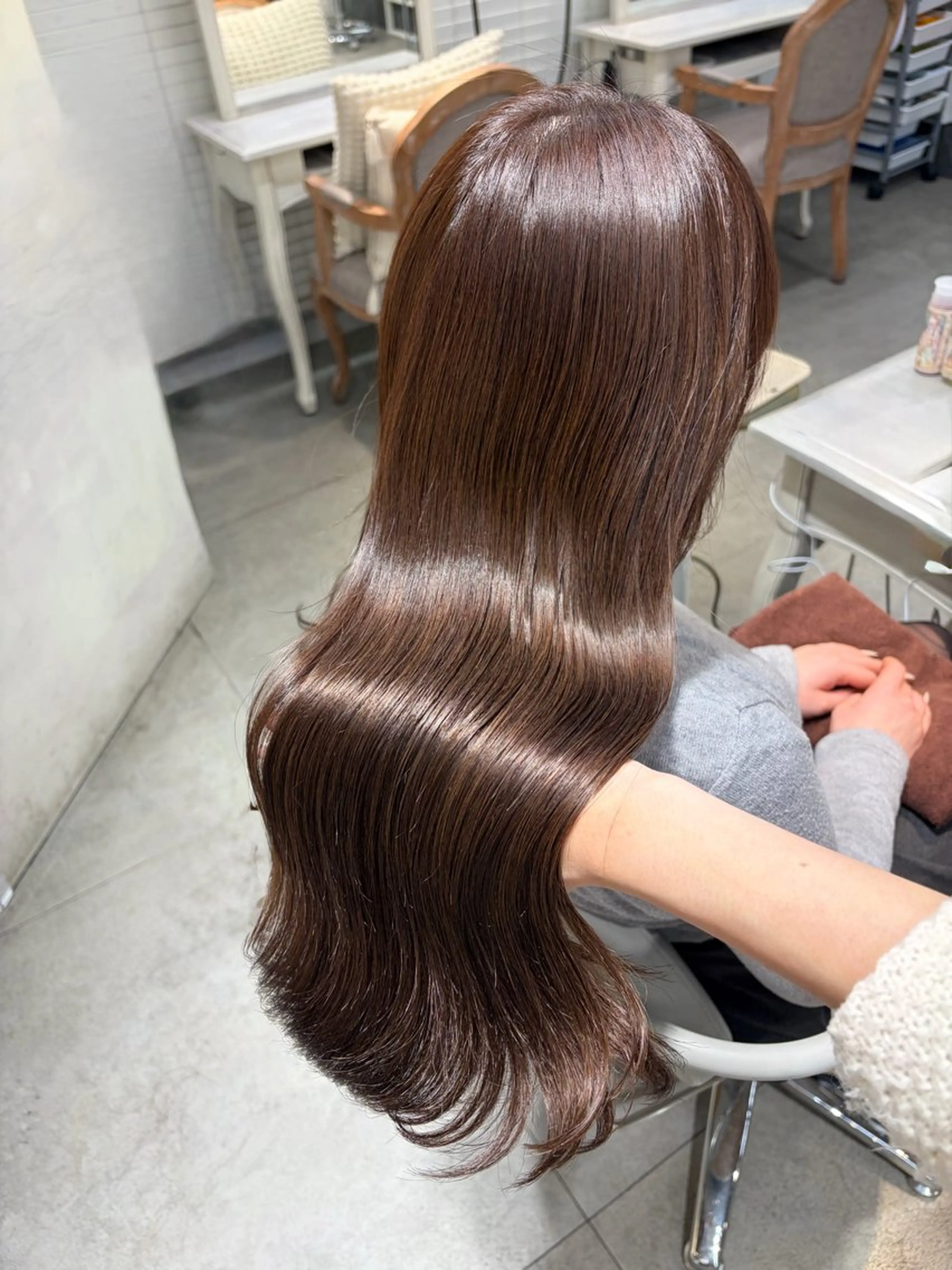 ロング cache cache所属・🩰無料カットモデル /5cm以上/桃🍨のヘアスタイル