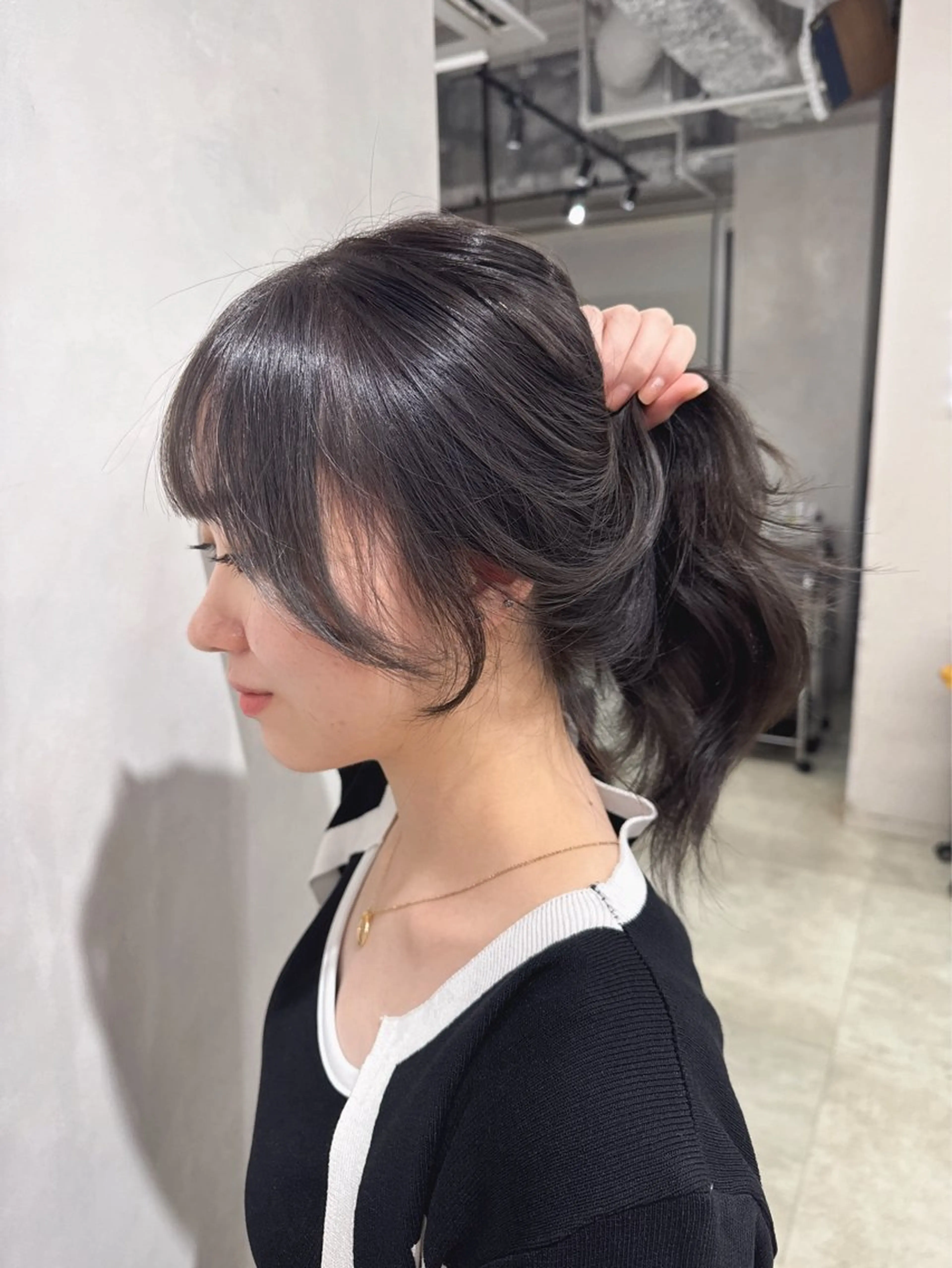 カラー アッシュ アッシュグレー ブリーチ ダブルカラー イルミナカラー カット ヘアカラー トリートメント 透明感カラー✨艶髪 制作🌱山根あゆみのヘアスタイル