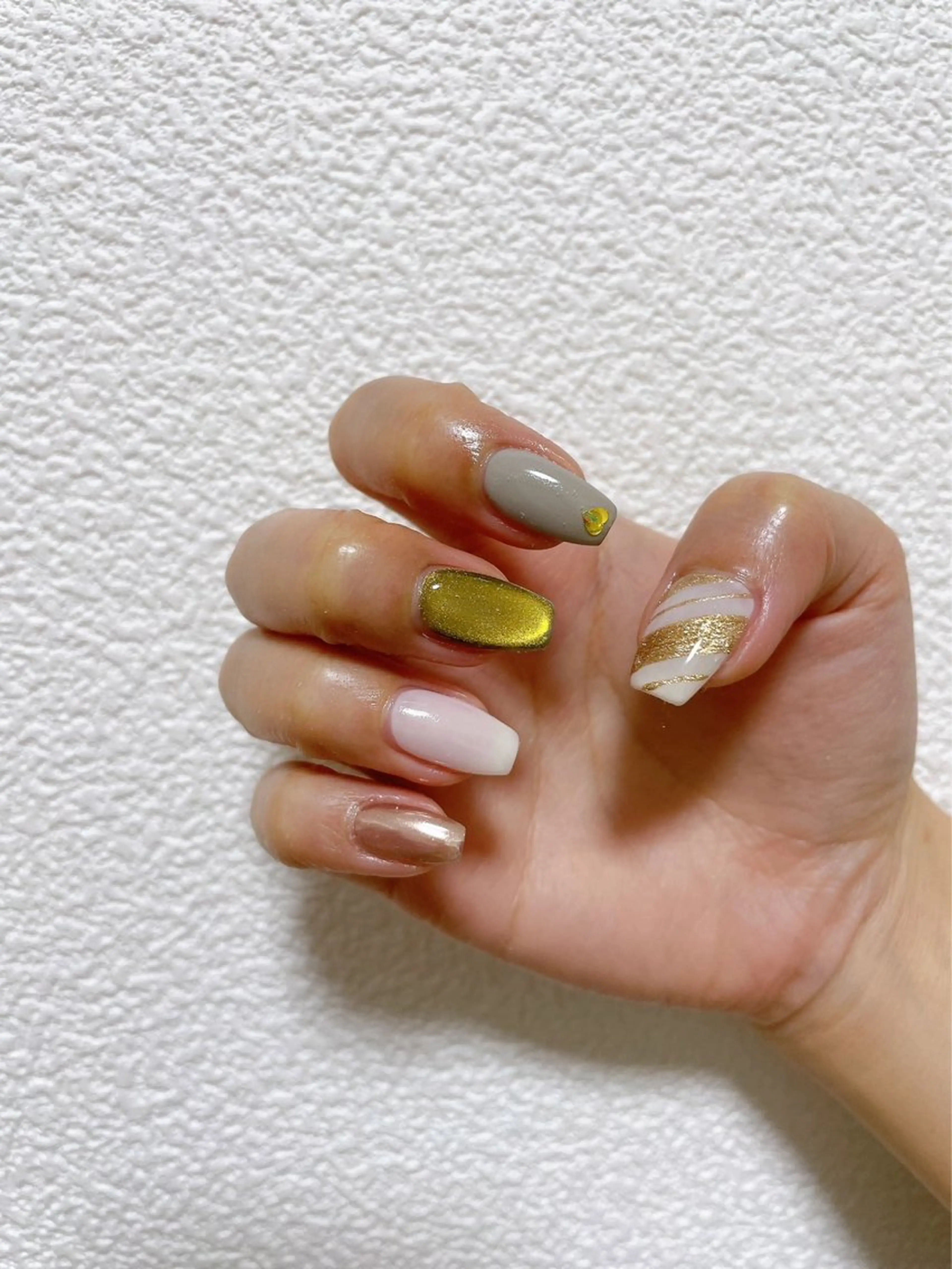 ネイル ジェルネイル 韓国ネイル メンズネイル パラジェル ブライダルネイル kiki nail たまプラーザのネイルデザイン