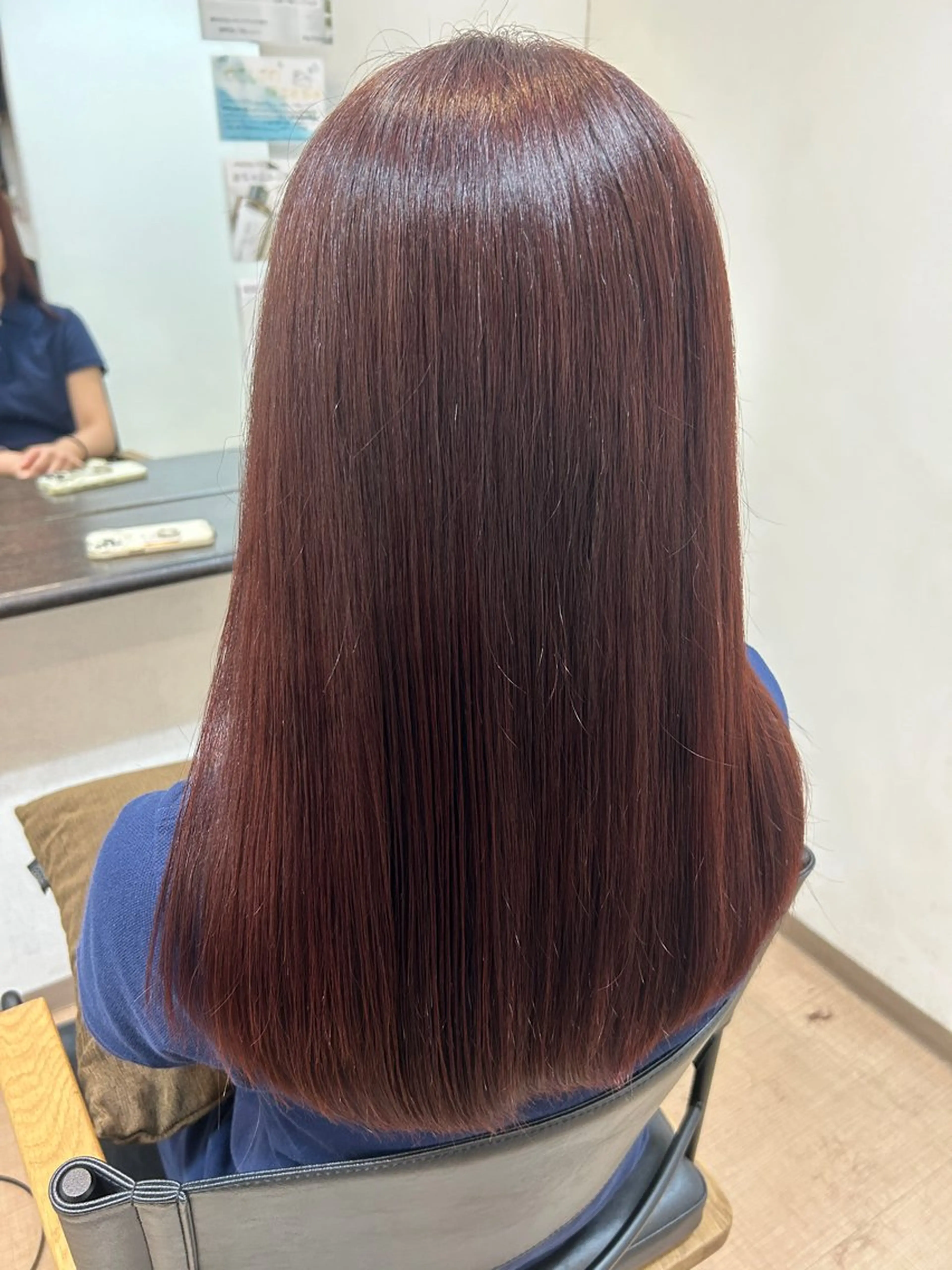 ロング ピンクブラウン 宮地 和のヘアスタイル