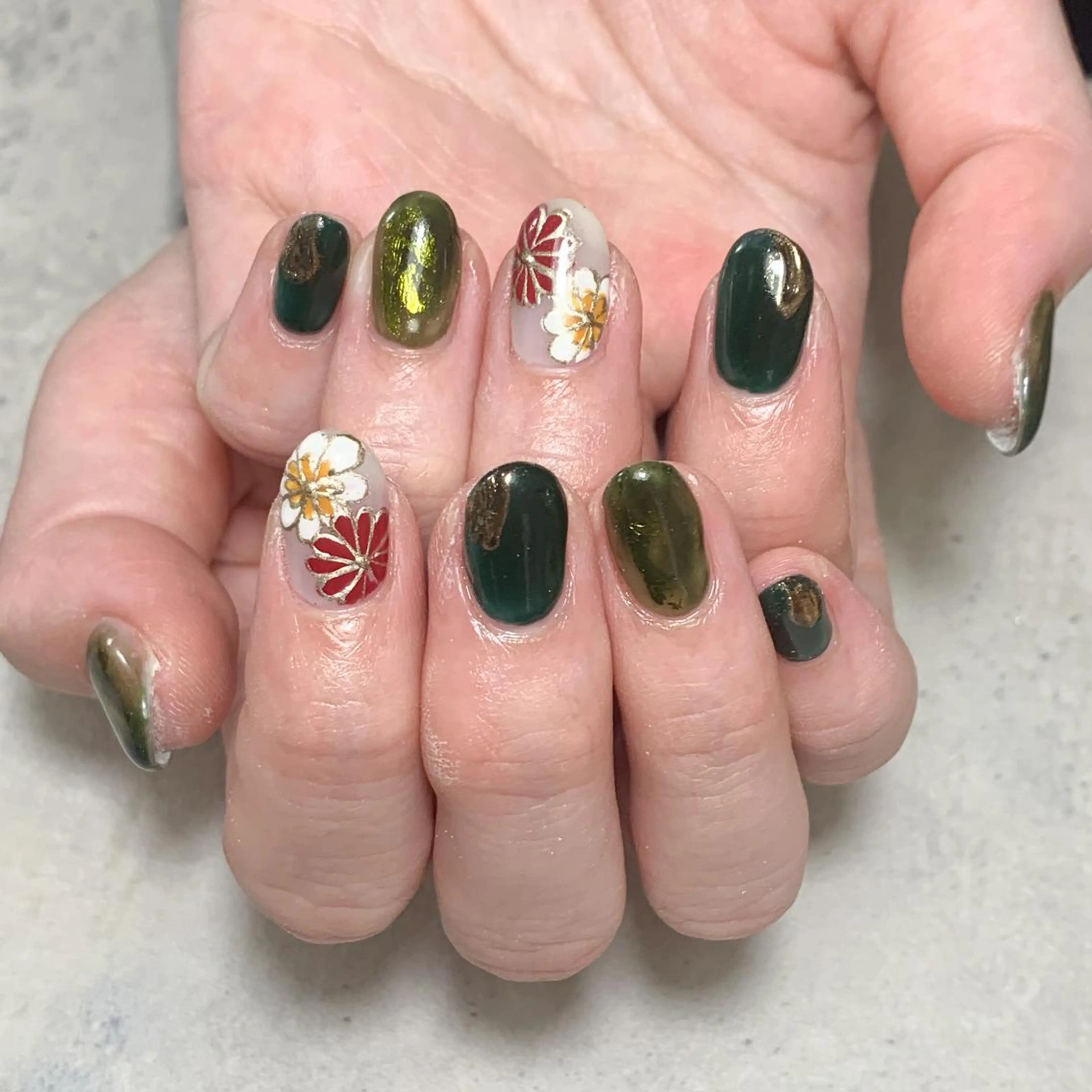 ネイル atelier　FIORITURA所属・FIORITURA aiのネイルデザイン