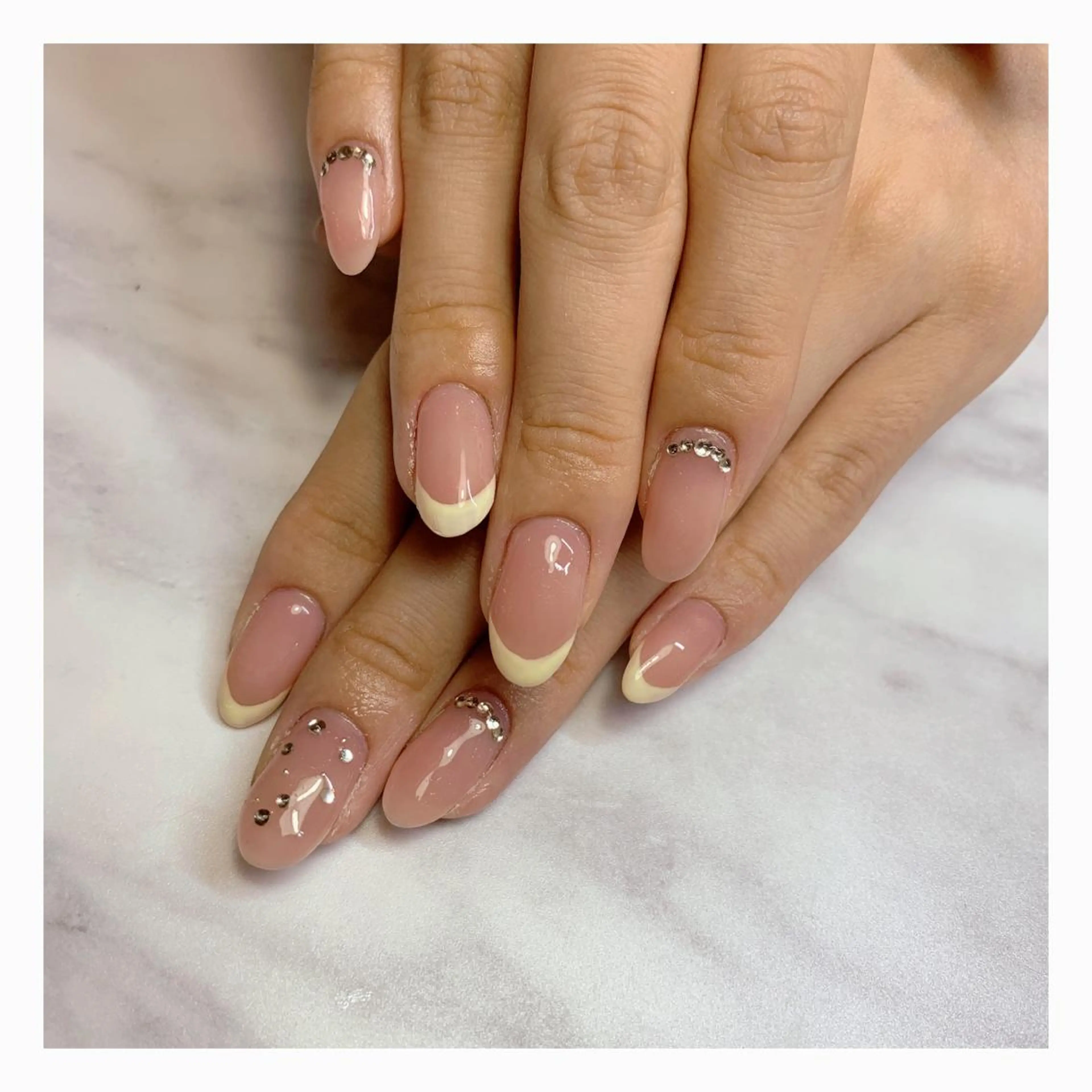 ネイル フレンチネイル C's coffret所属・C's coffretのネイルデザイン