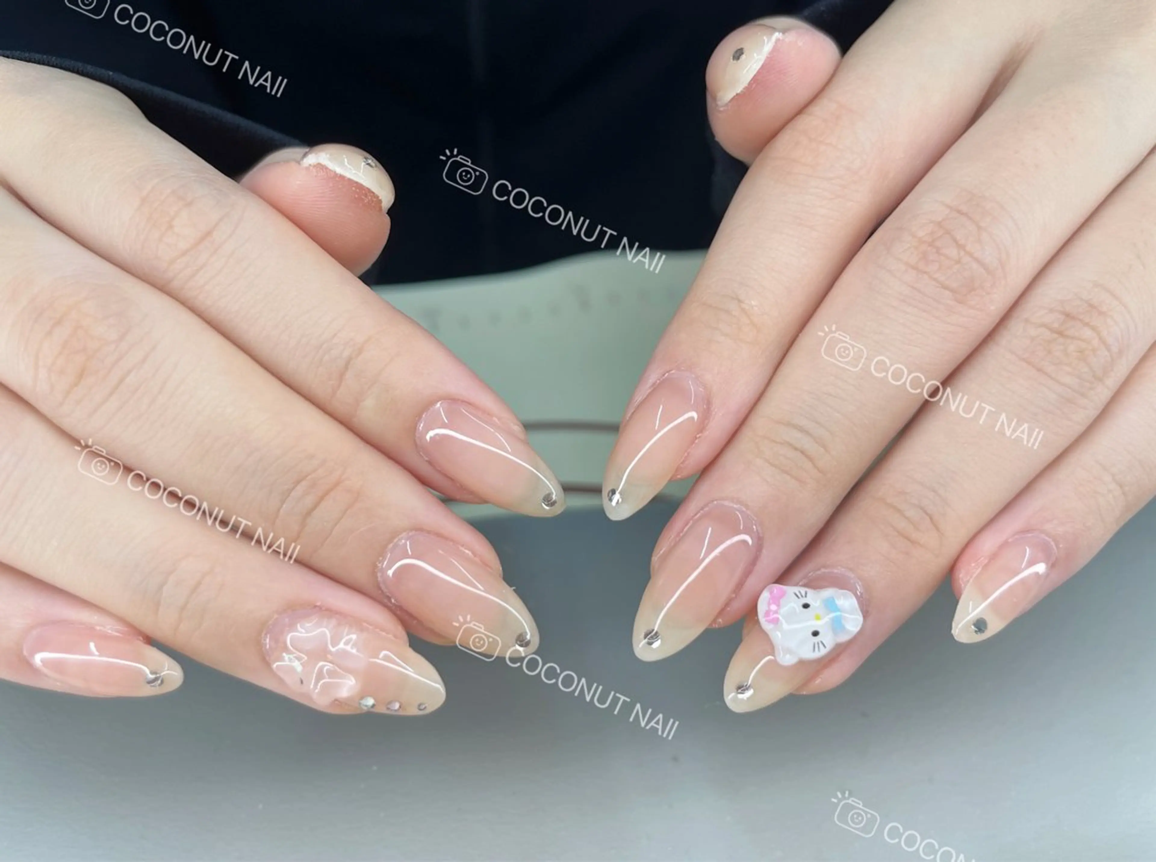 ネイル ハンドネイル 神田 ココナッツのネイルデザイン