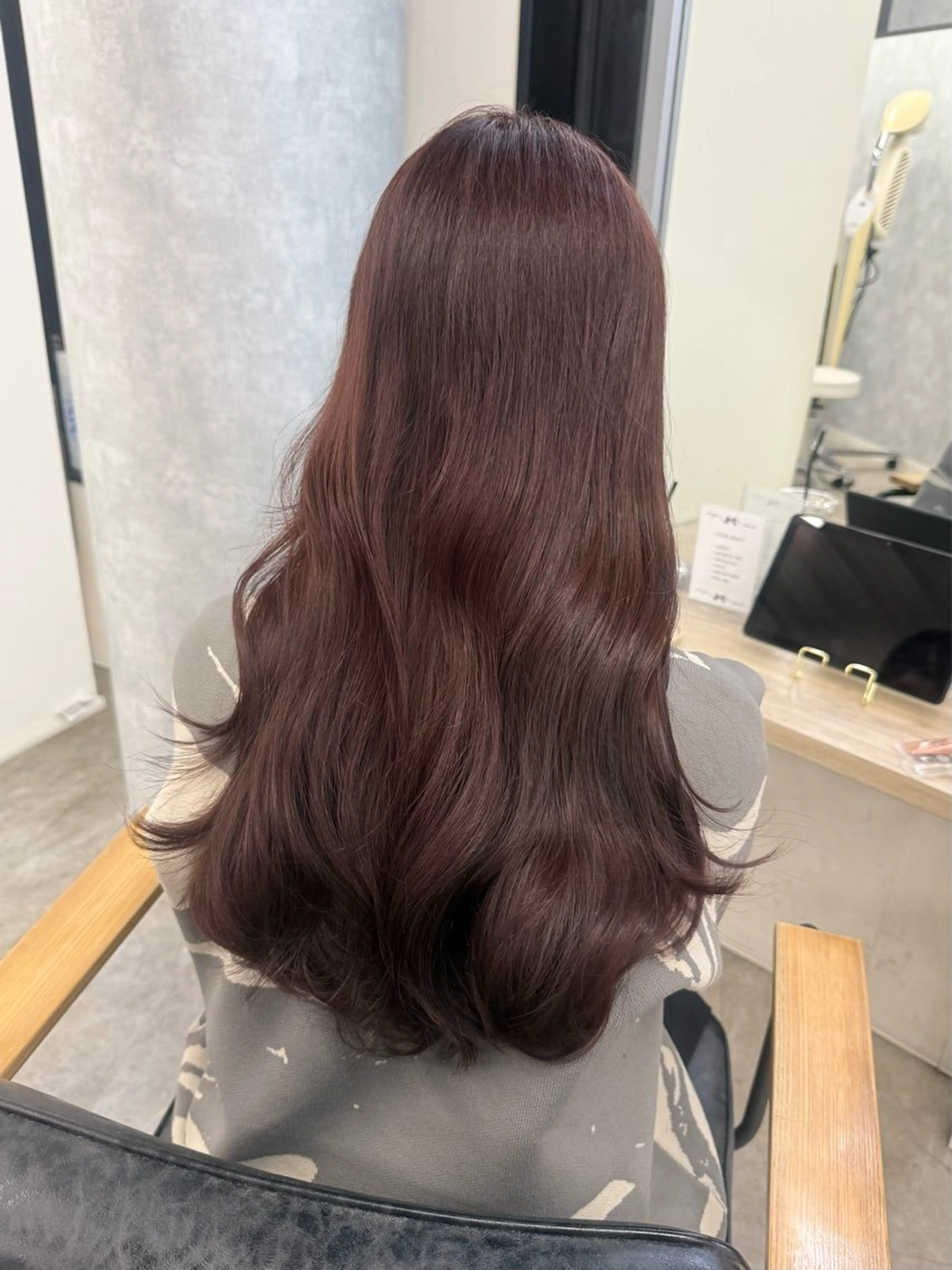 ロング カラー ヘアアレンジ ブラウンカラー ピンクカラー ピンクブラウン ヘアカラー トリートメント Himawari♡ 柔らかいカラーのヘアスタイル