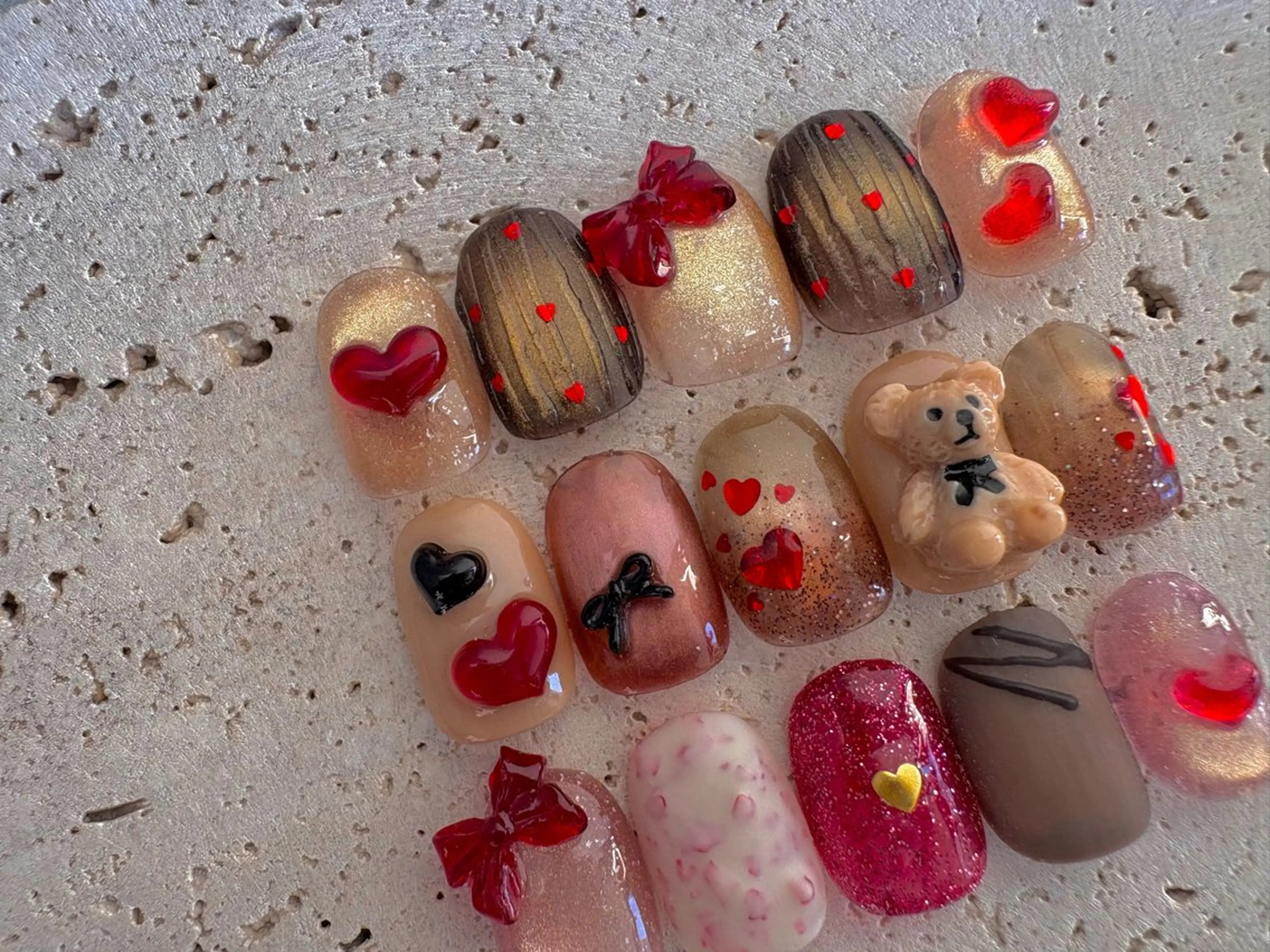 ネイル バレンタイン ハンドネイル 亀戸8 HACHI ノザキのネイルデザイン