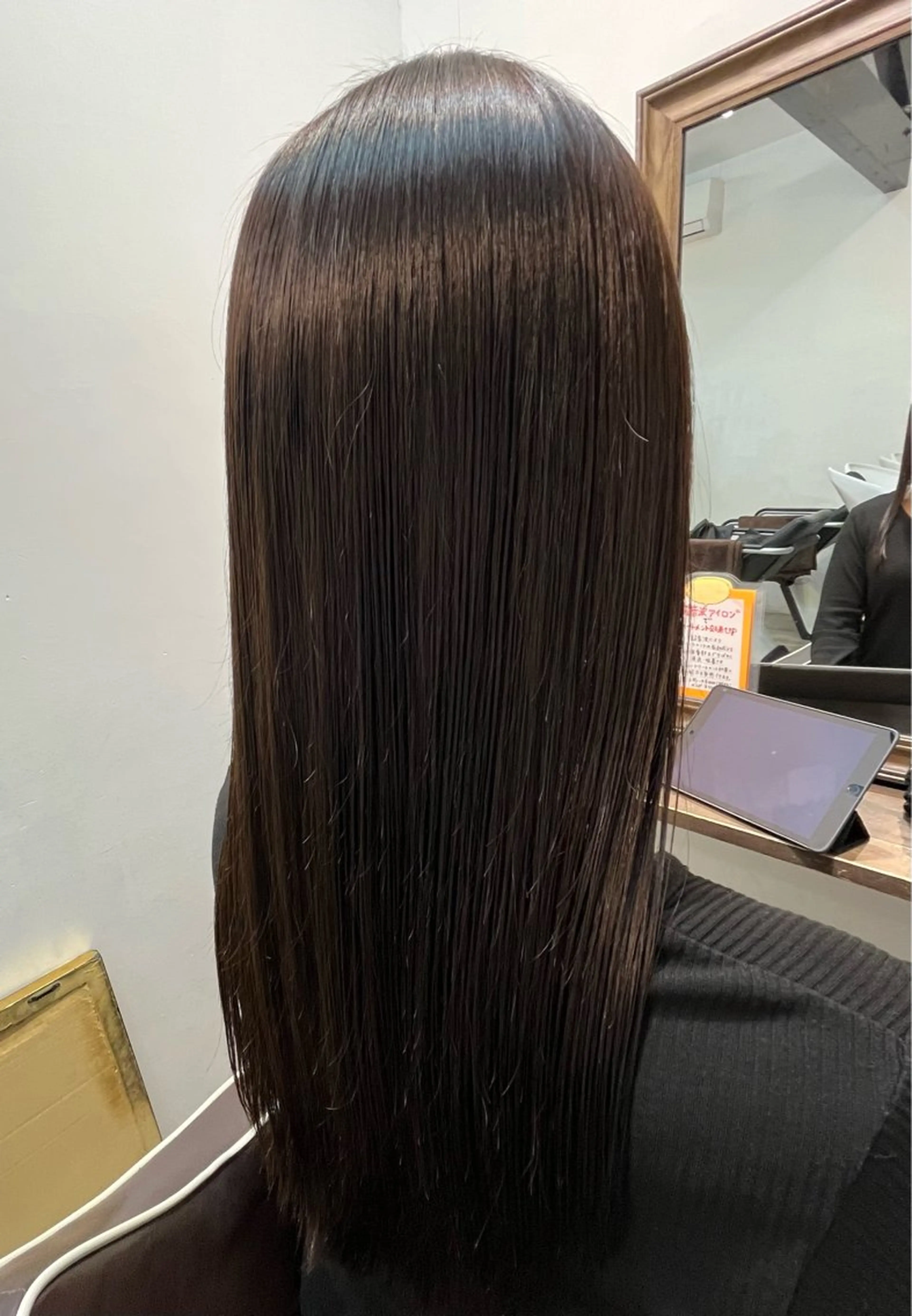 カラー Lowha(ローハ)所属・蓑島廉 ミノシマレンのヘアスタイル