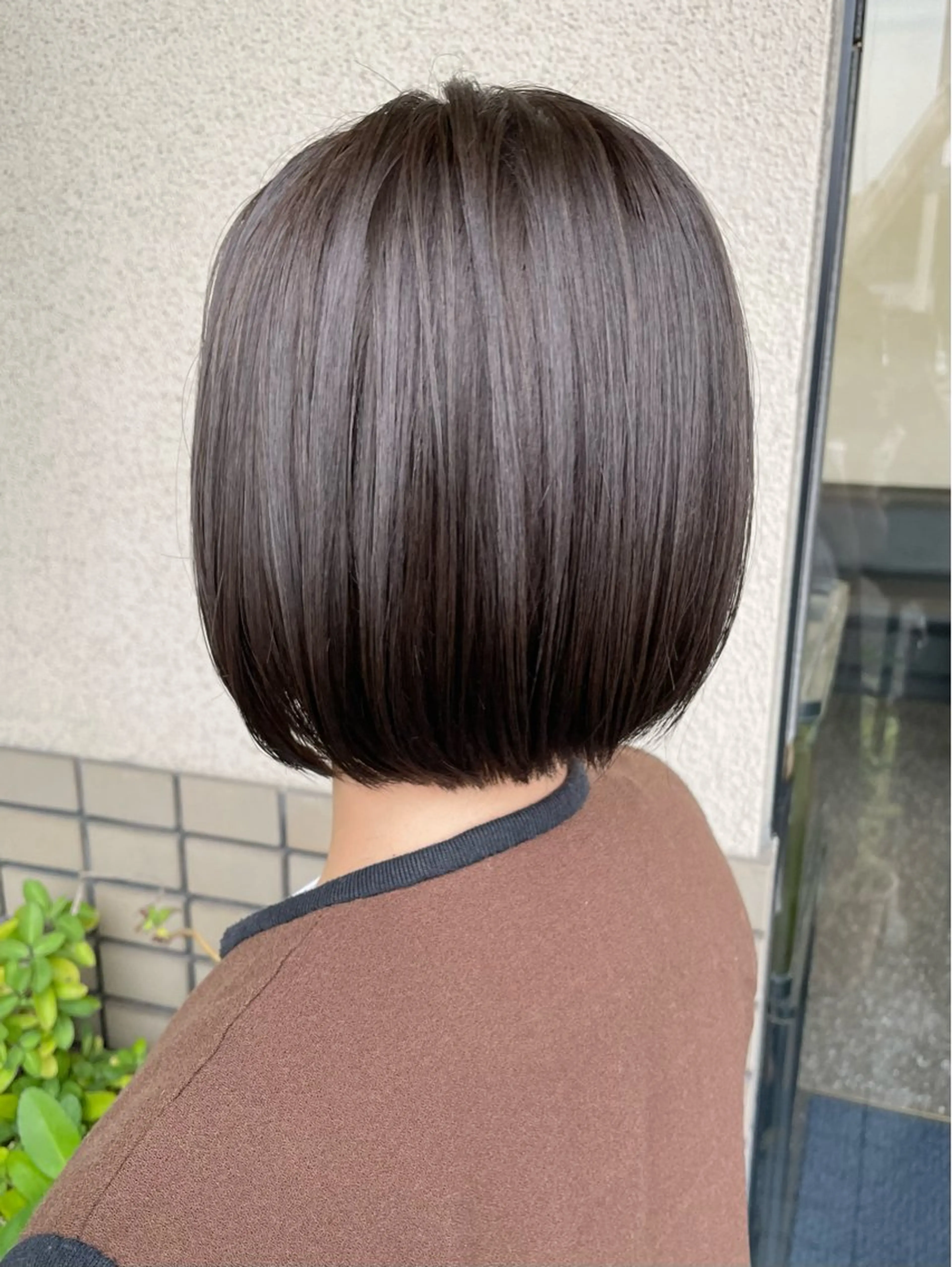 ショート カラー 切りっぱなしボブ オリーブカラー ボブ カット ヘアカラー トリートメント 沢田 瞳のヘアスタイル