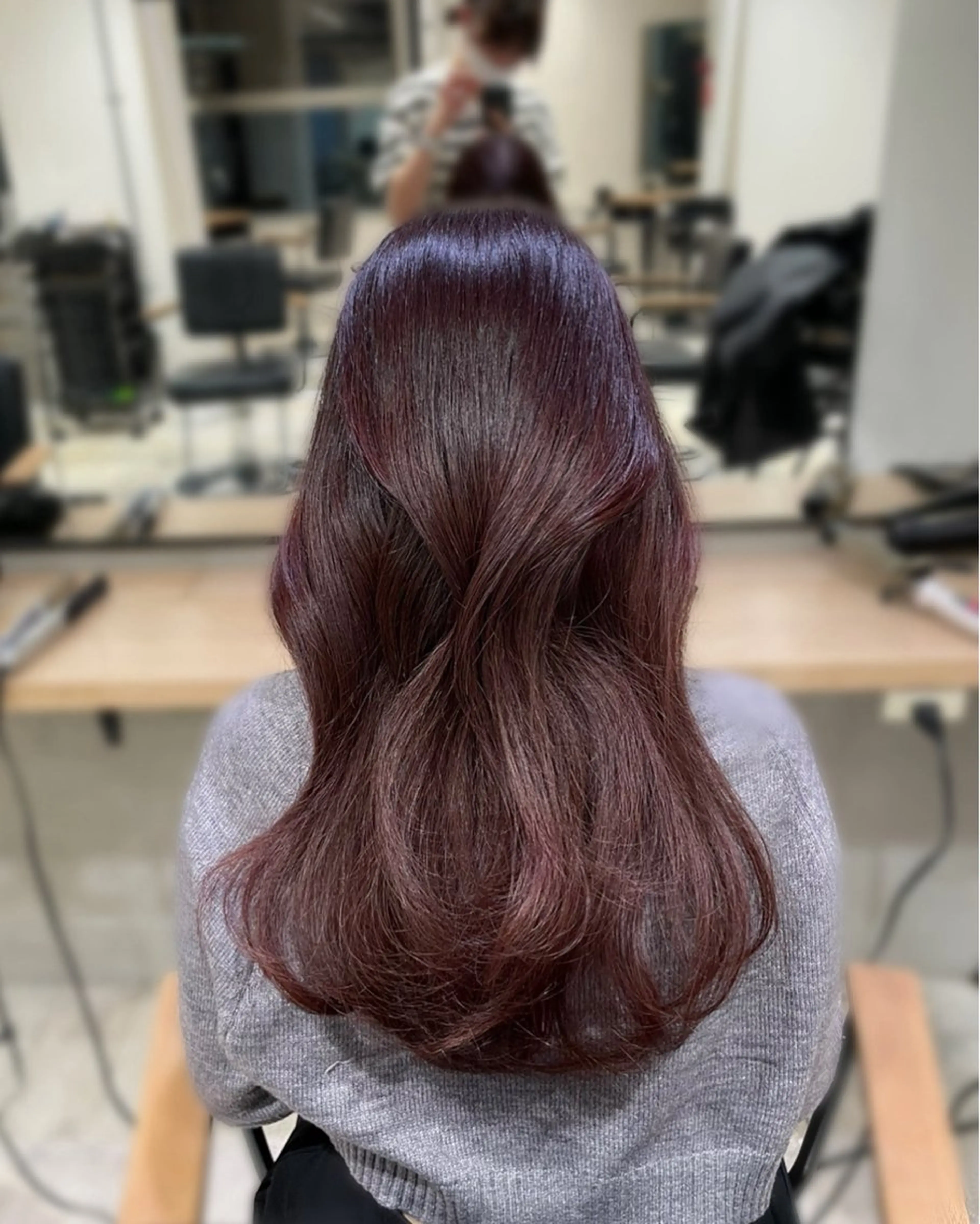 ロング カラー ブリーチ ダブルカラー ブリーチなしカラー レッドカラー Cosmepot所属・戸川凜音 とがわりんねのヘアスタイル