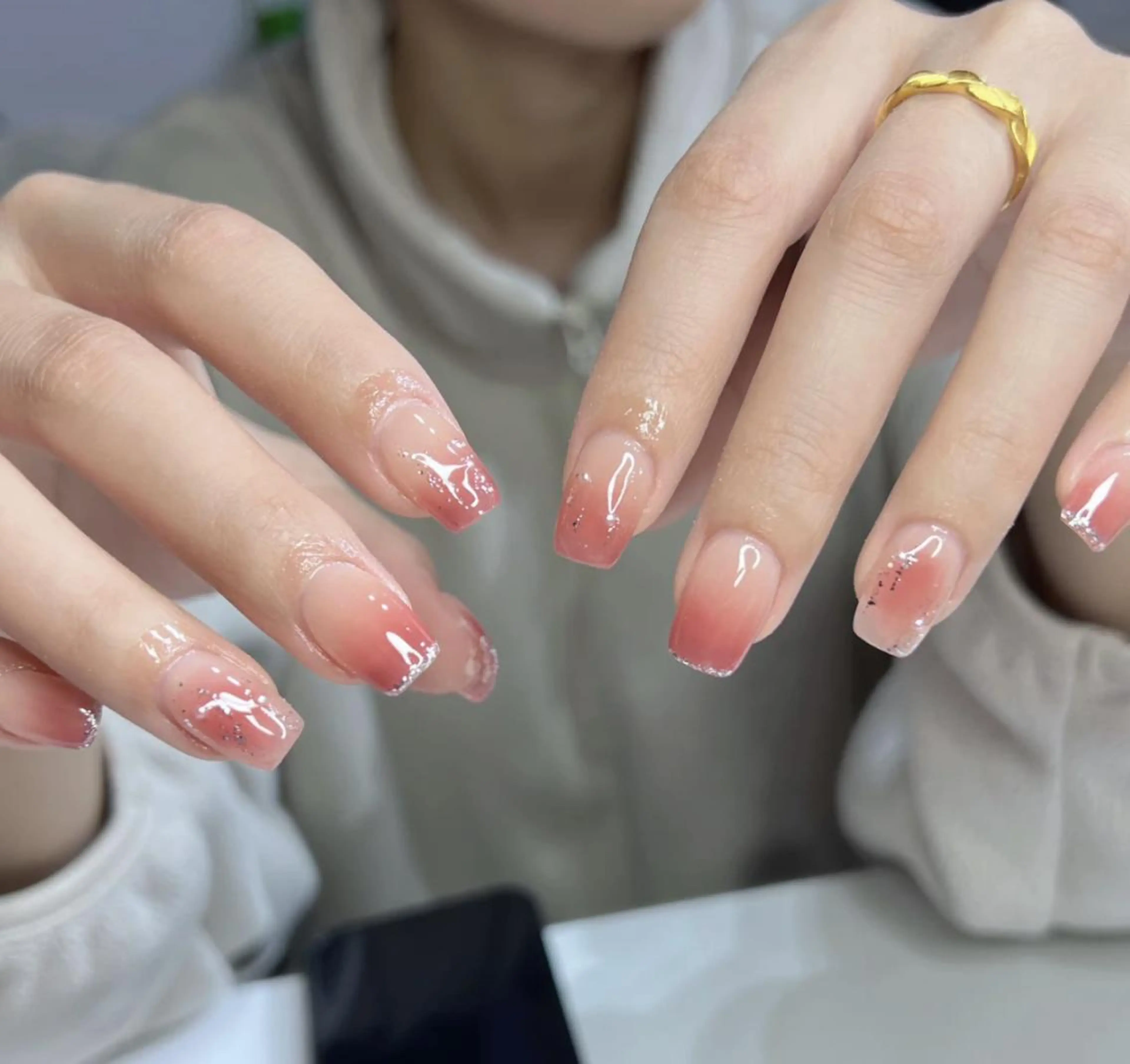 ネイル Queens 榊 まおのネイルデザイン