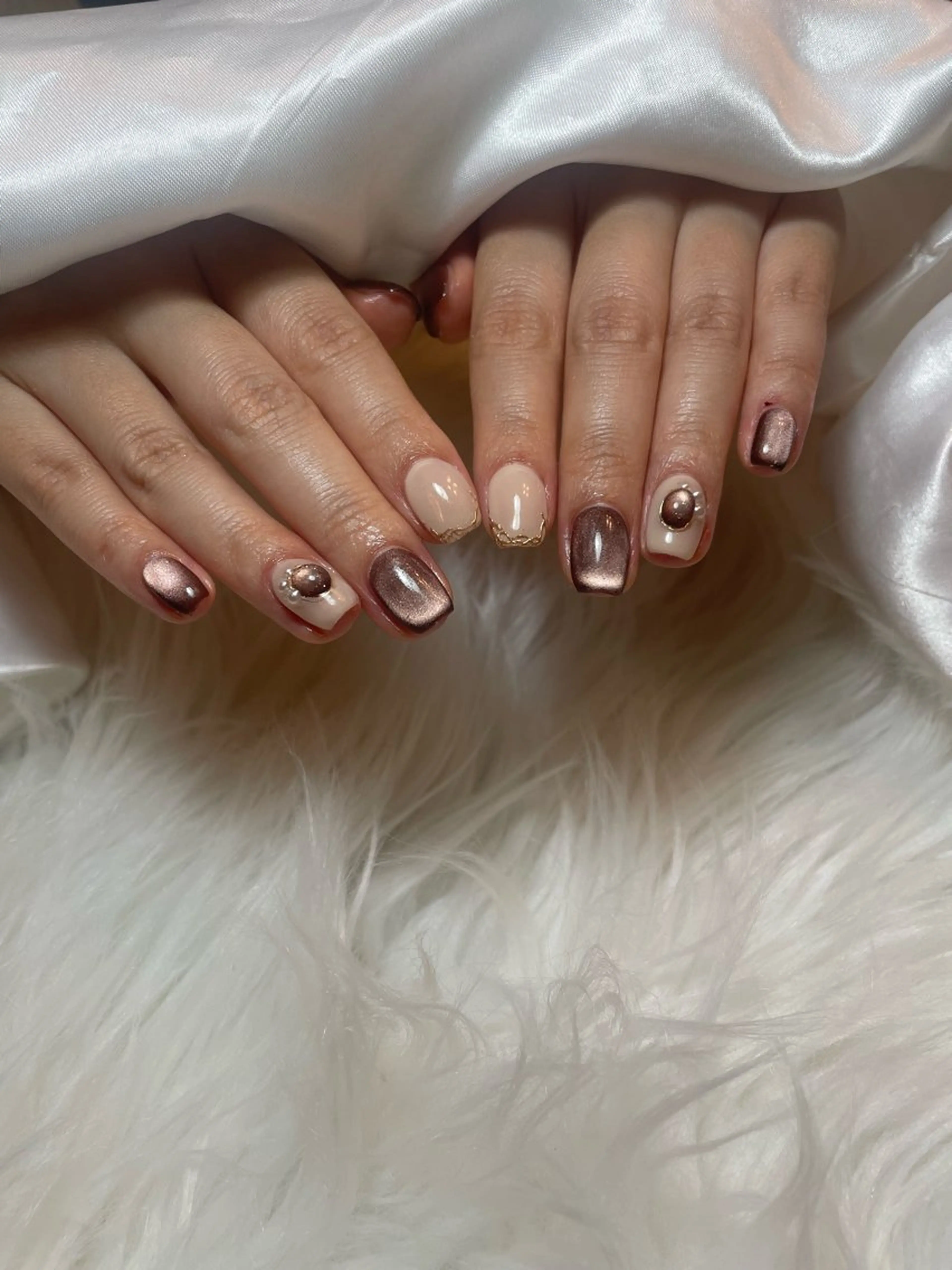 ネイル ブルー フレンチネイル キラキラネイル 韓国ネイル マグネットネイル ハンドネイル timtam --sakiのネイルデザイン