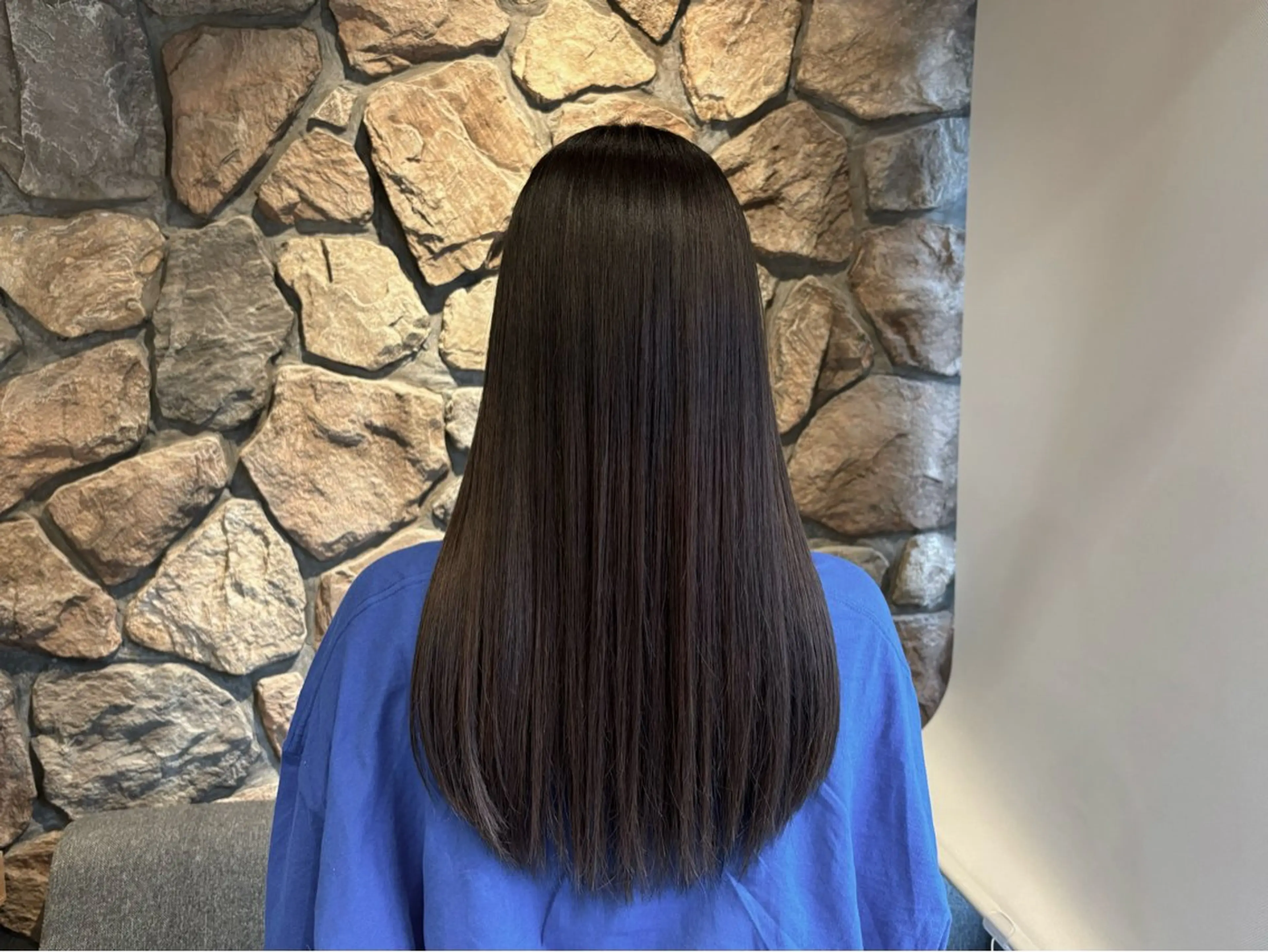 ロング ヘアカラー トリートメント 小玉 唯依のヘアスタイル