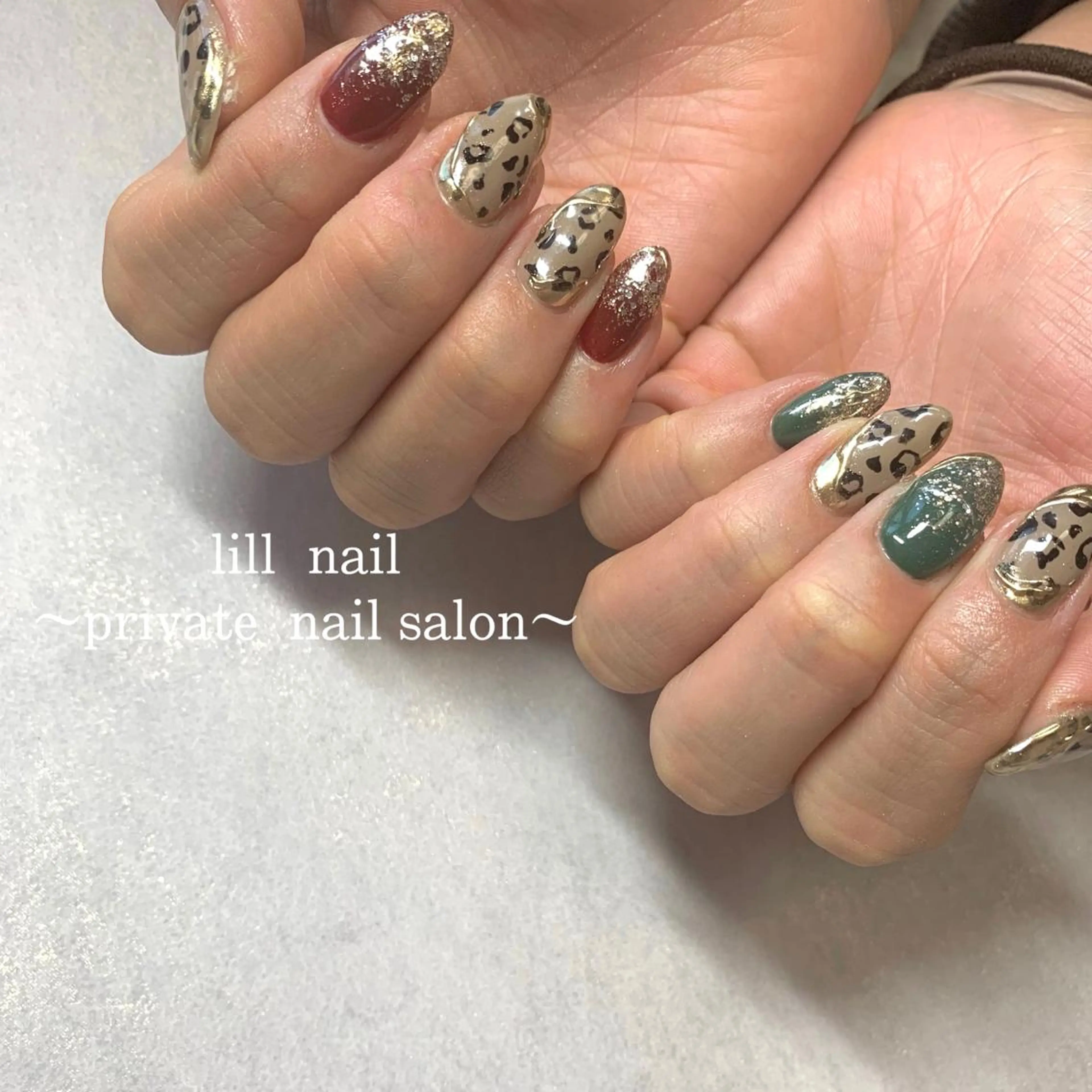 ミディアム pllia beautyのネイルデザイン