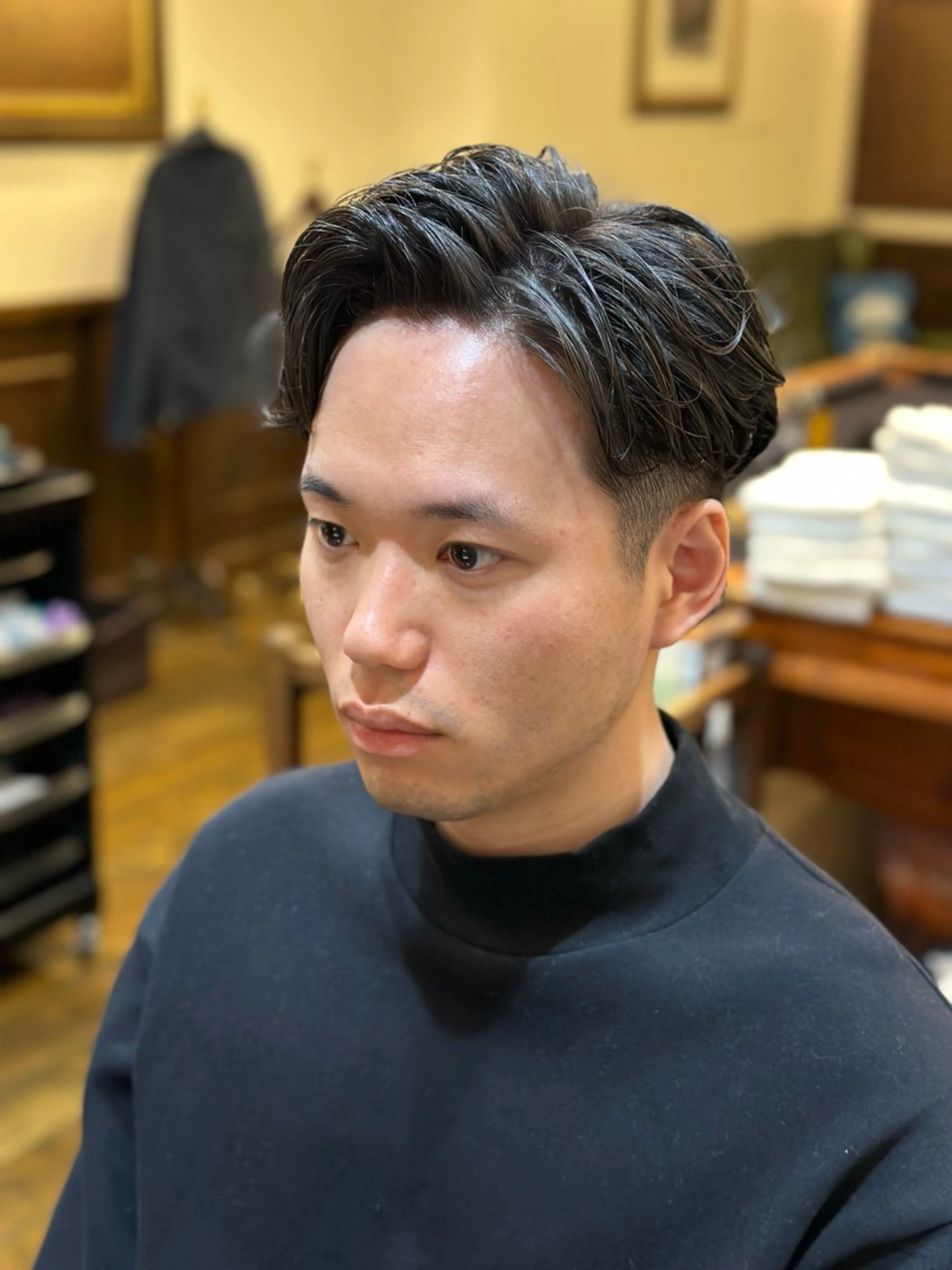 ミディアム メンズ ビジネス ツーブロック 七澤 颯太のヘアスタイル