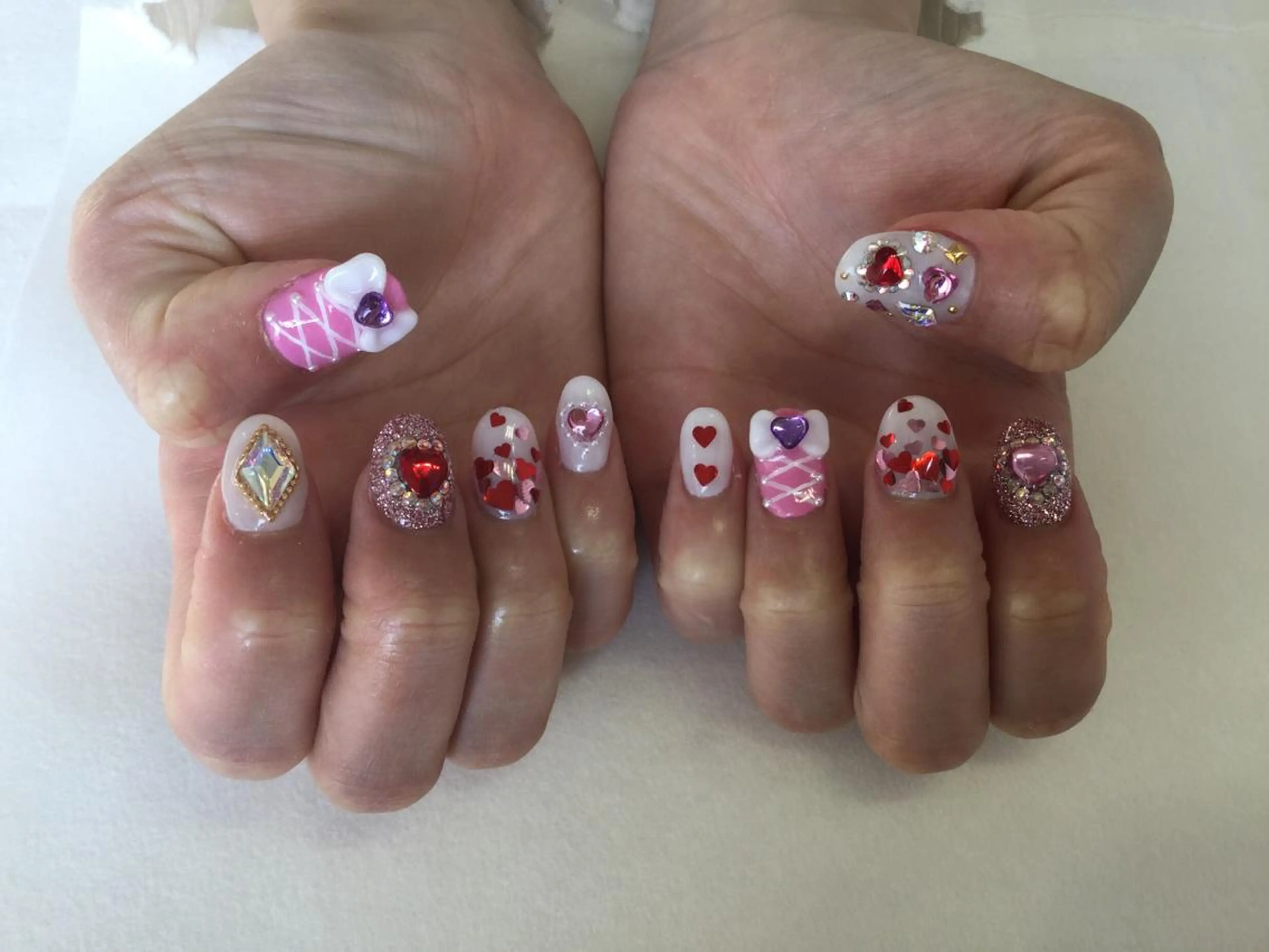 ネイル 💎🐰 saki. m 🐰💎のネイルデザイン