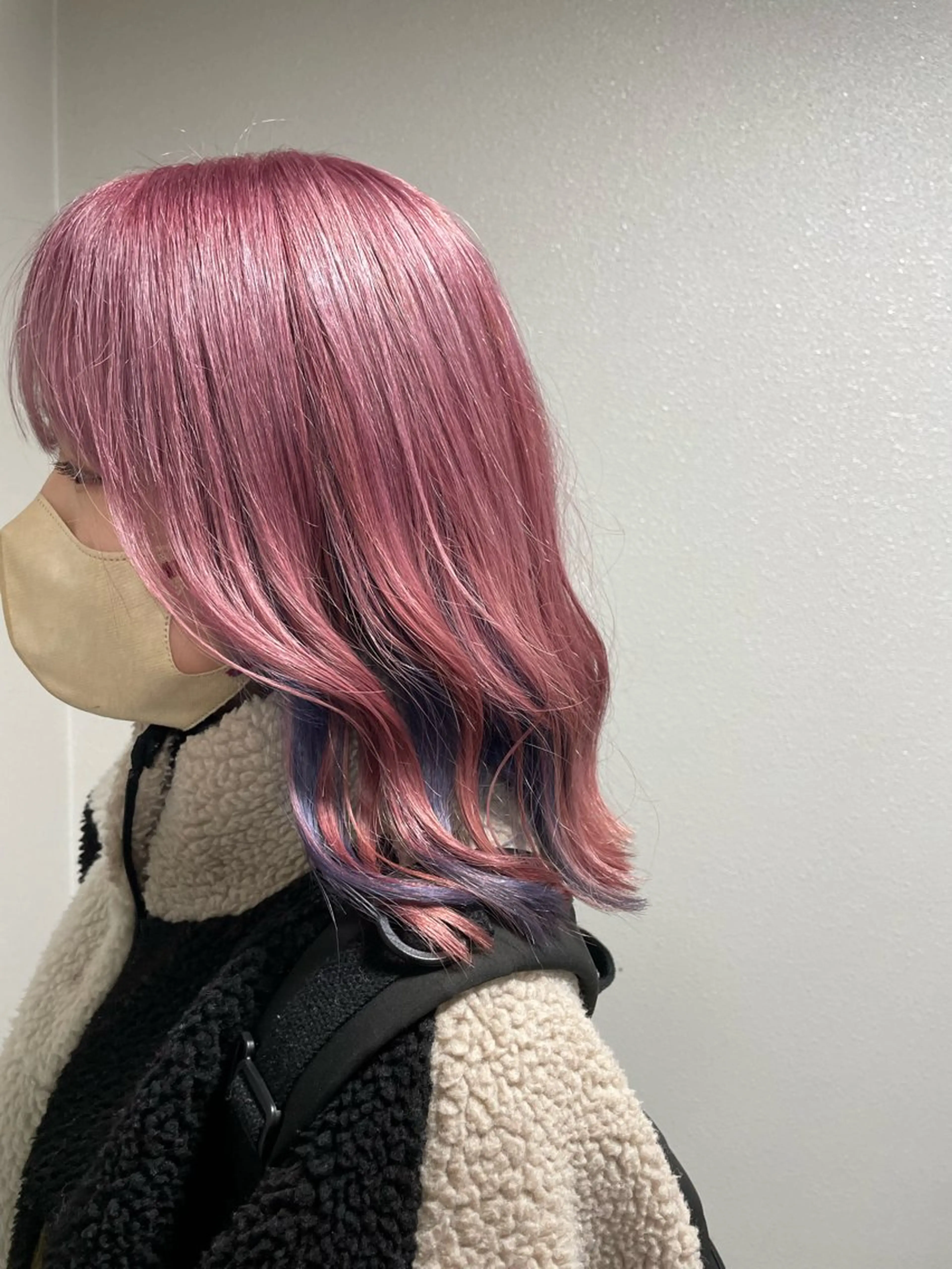 ミディアム ヘアカラー 平井 海冬のヘアスタイル