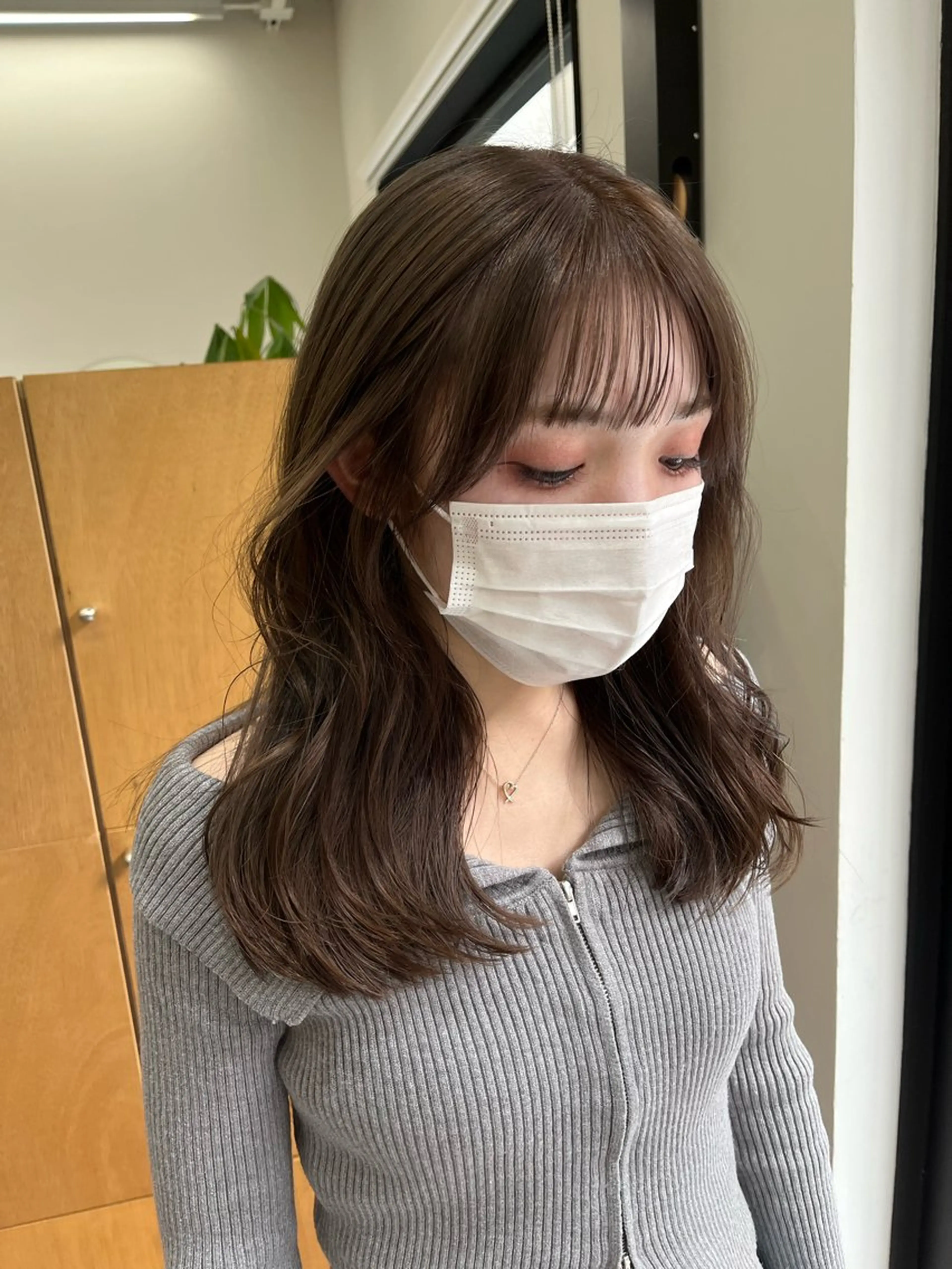 ロング カラー ブリーチ 透明感カラー グレージュ ヘアカラー miyu /レイヤー/ブリーチのヘアスタイル