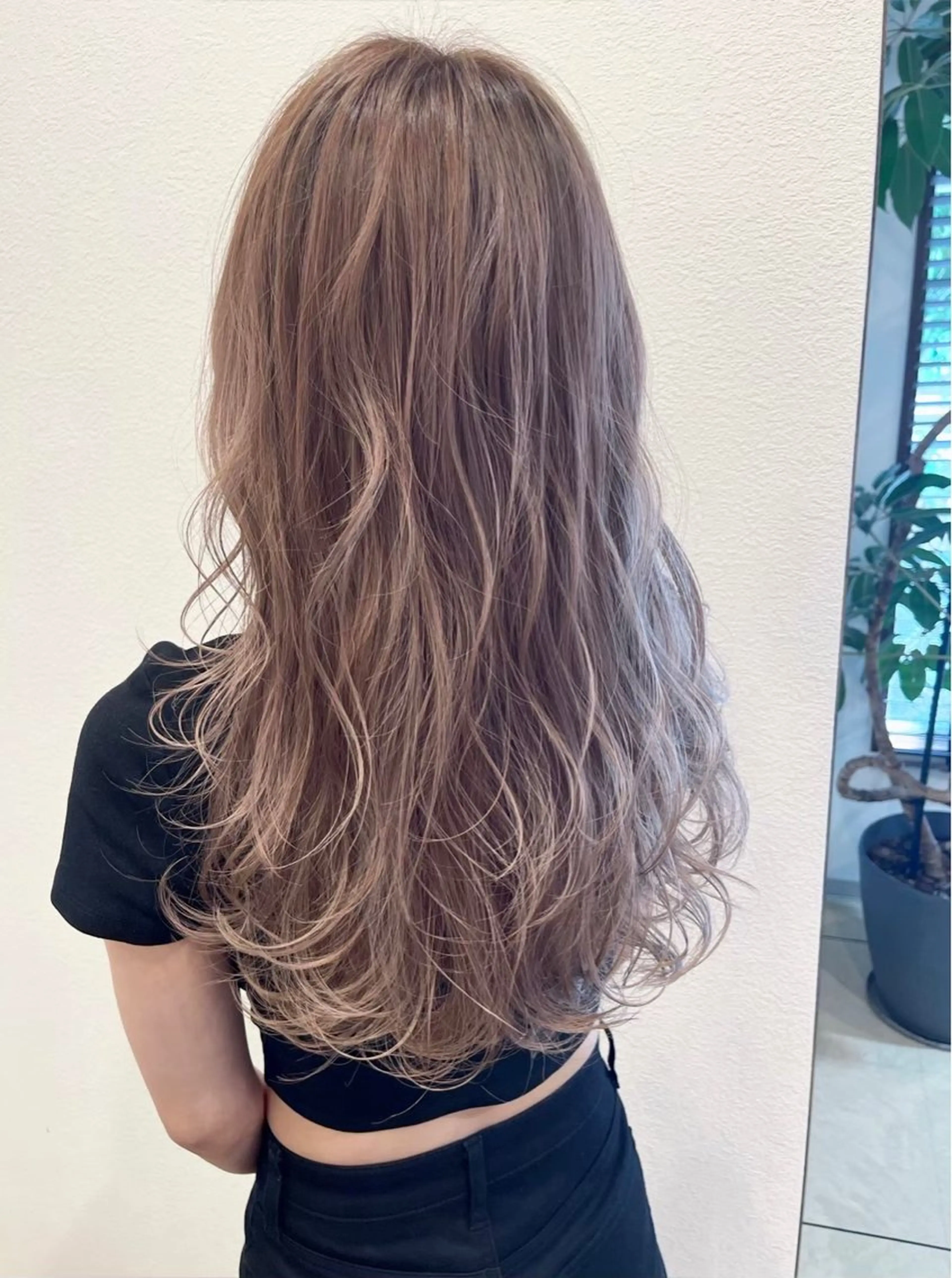 セミロング ヘアカラー トリートメント 🤍レイヤーツヤカラ ーAkane🇰🇷のヘアスタイル