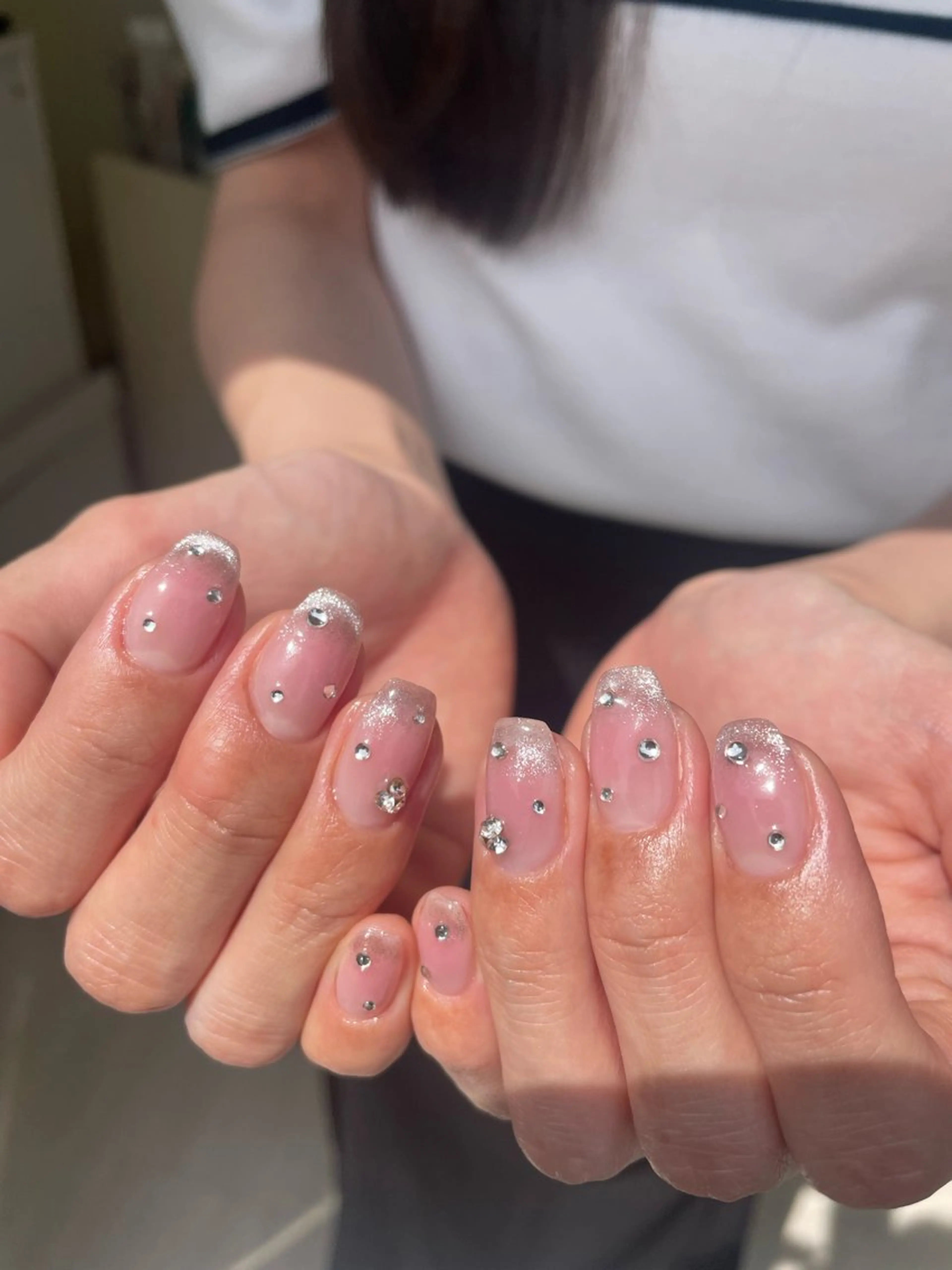 ネイル 持ち込み ストーンネイル ハンドネイル Hisaka Mikiのネイルデザイン