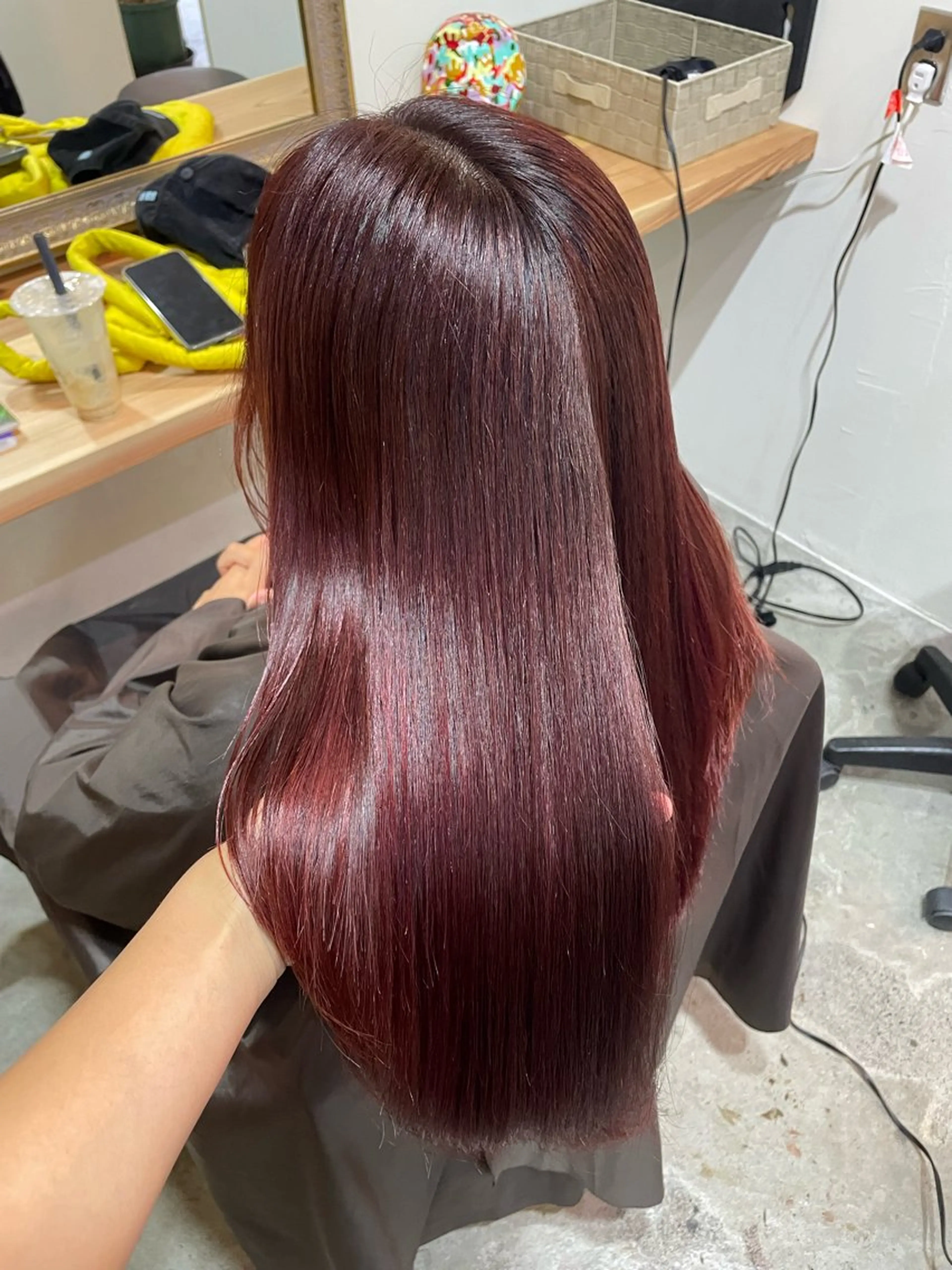 ロング カラー ブリーチ ブリーチなしカラー レッドカラー ヘアカラー トリートメント 艶カラー/ハイトーン Anjuのヘアスタイル