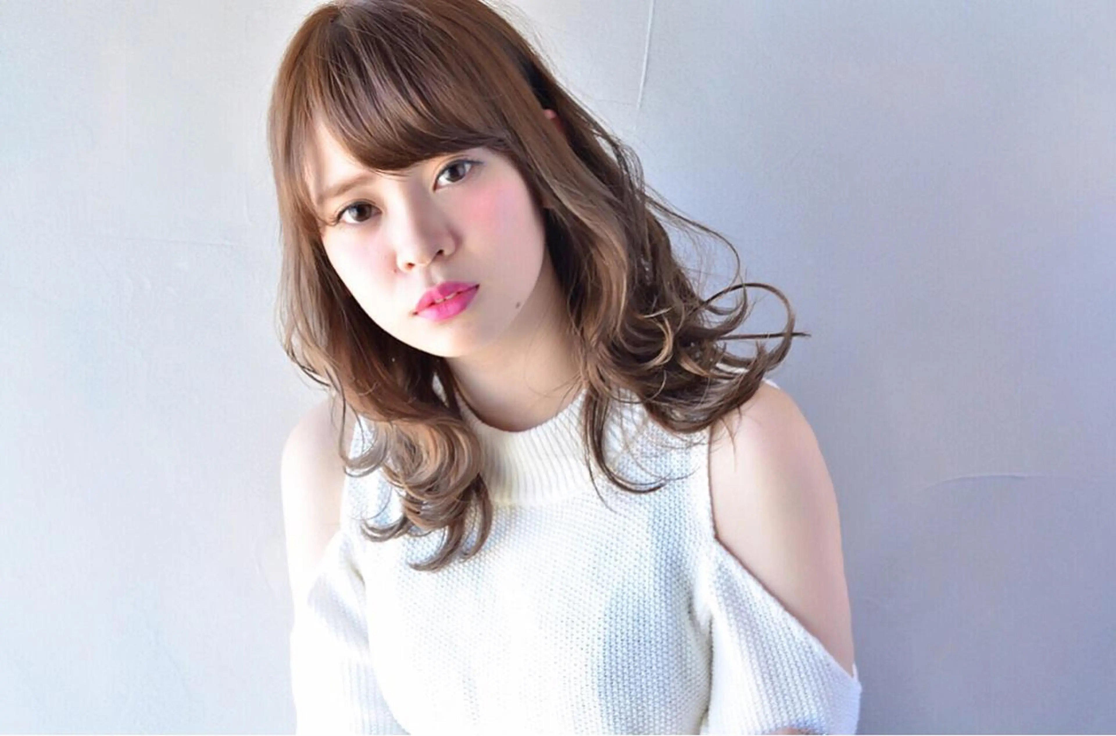 ミディアム セミロング ロング カラー パーマ ヘアアレンジ グレージュ autre所属・大久保 ひでなりのヘアスタイル