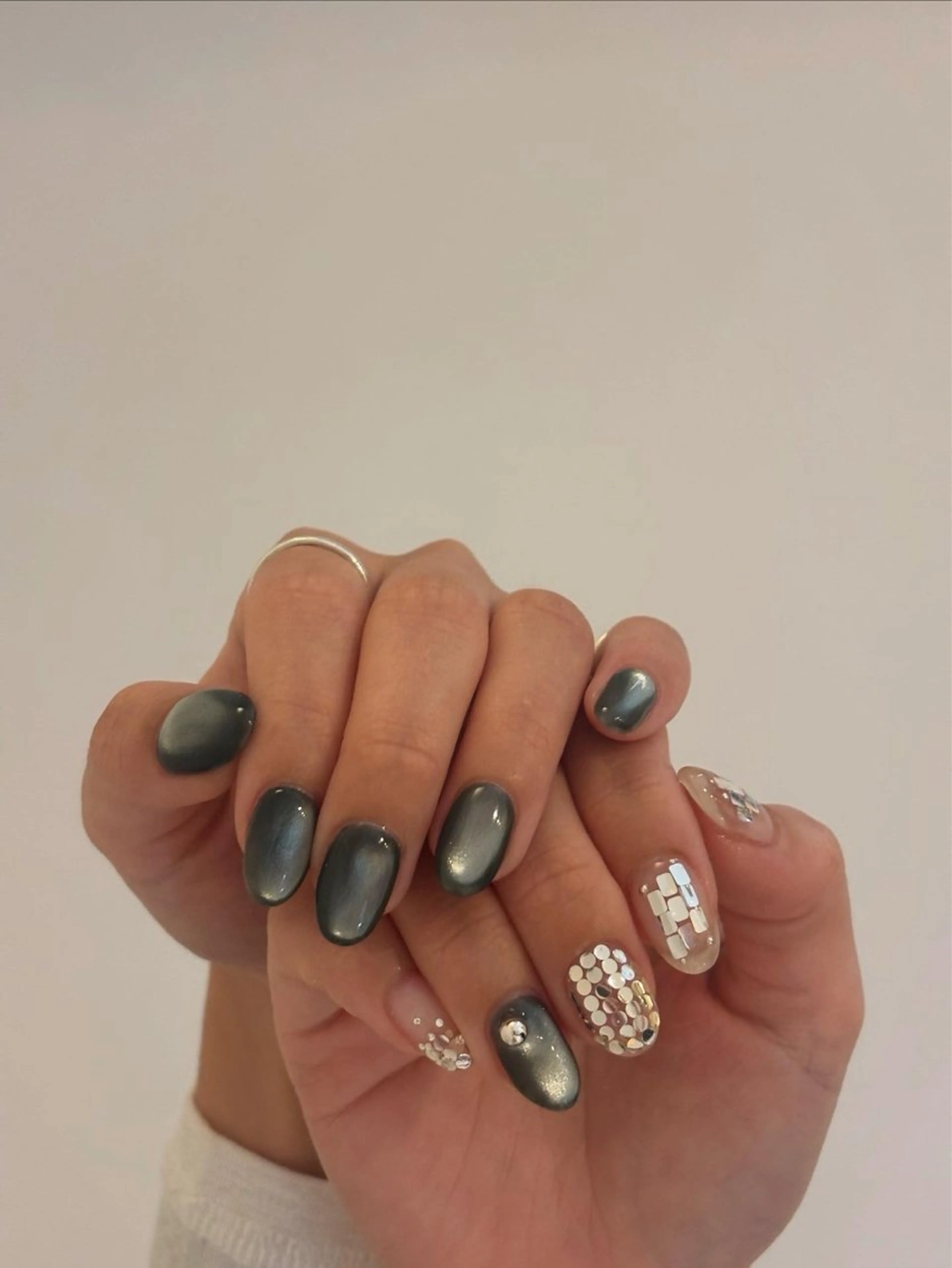 ネイル アートネイル ホログラムネイル ハンドネイル Elio所属・Elio 国泰寺のネイルデザイン