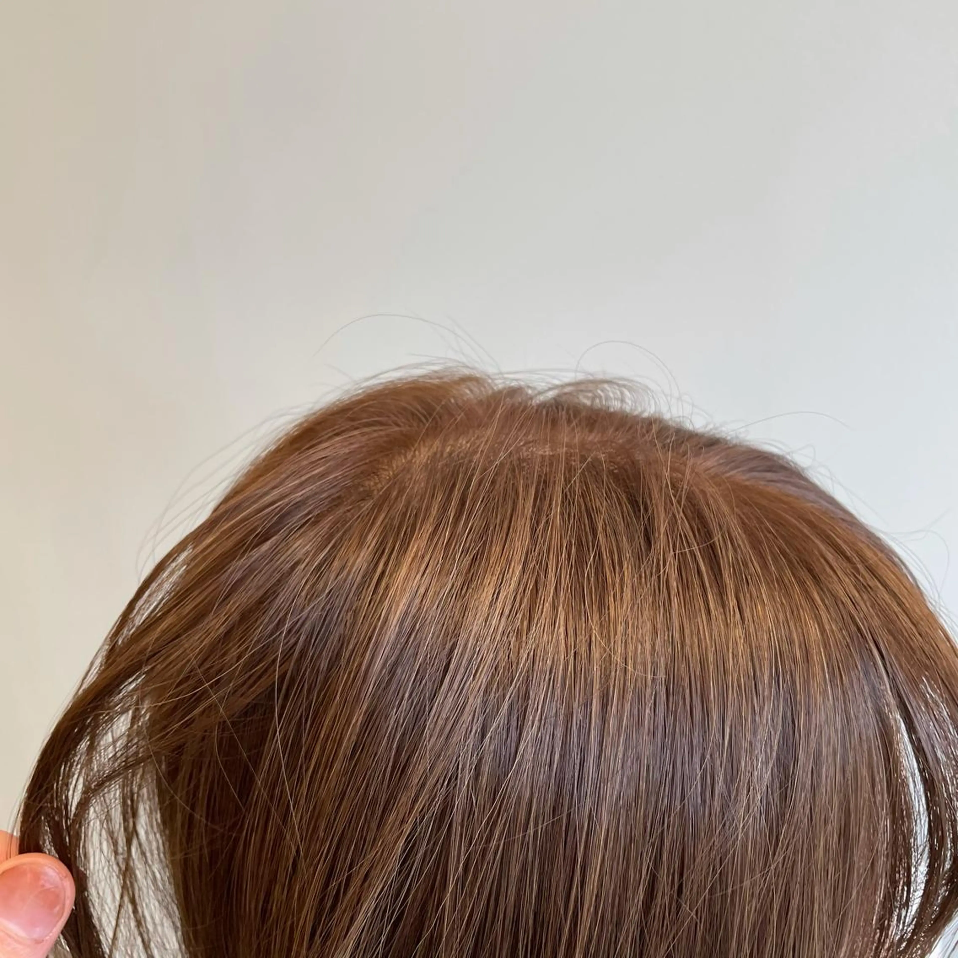 セミロング カラー ハイライトカラー ハイライト 似合わせスタイル 岡田勇哉のヘアスタイル