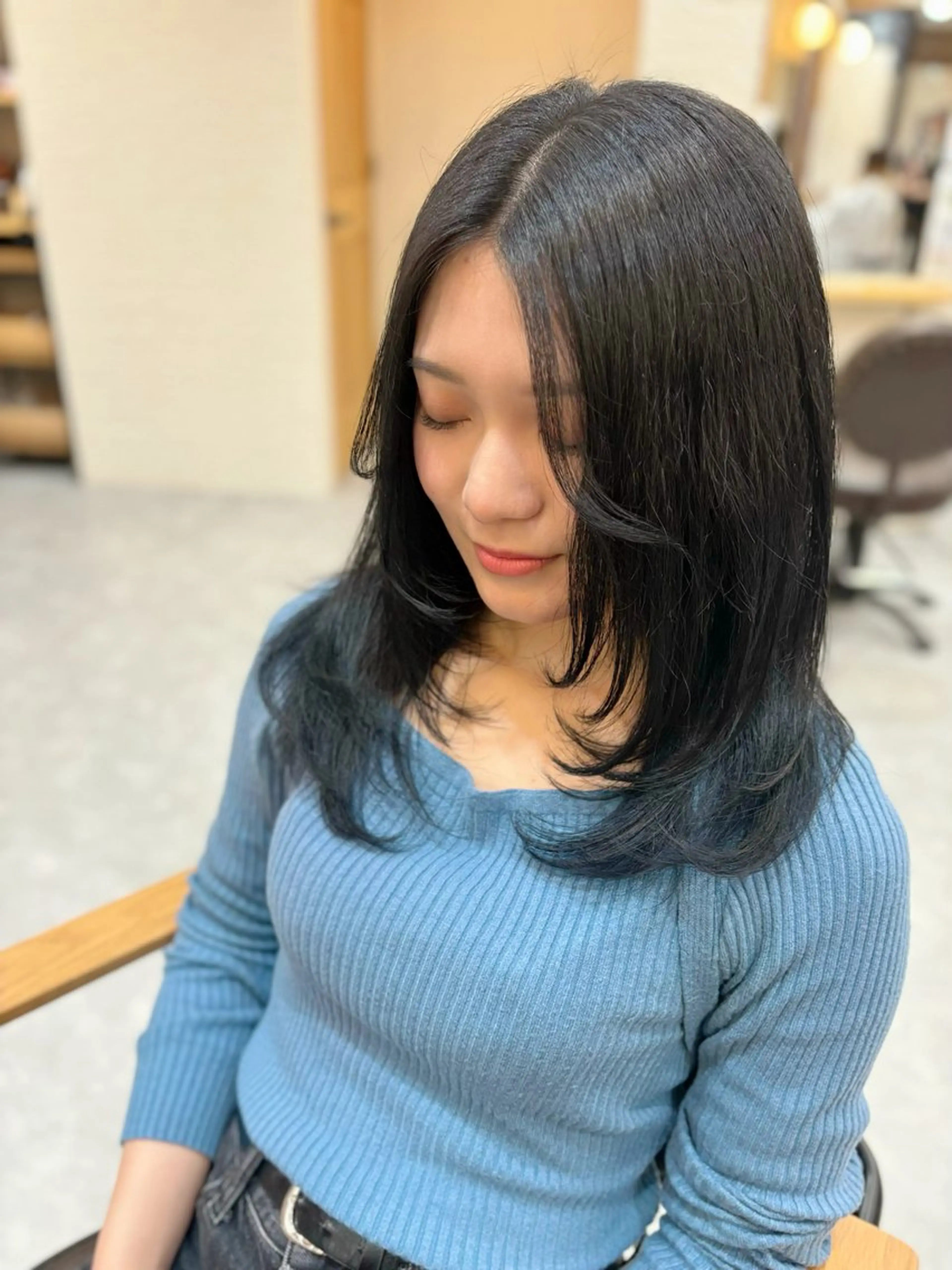 セミロング カット ヘアカラー SHIAN✂️ 立川店たくのヘアスタイル