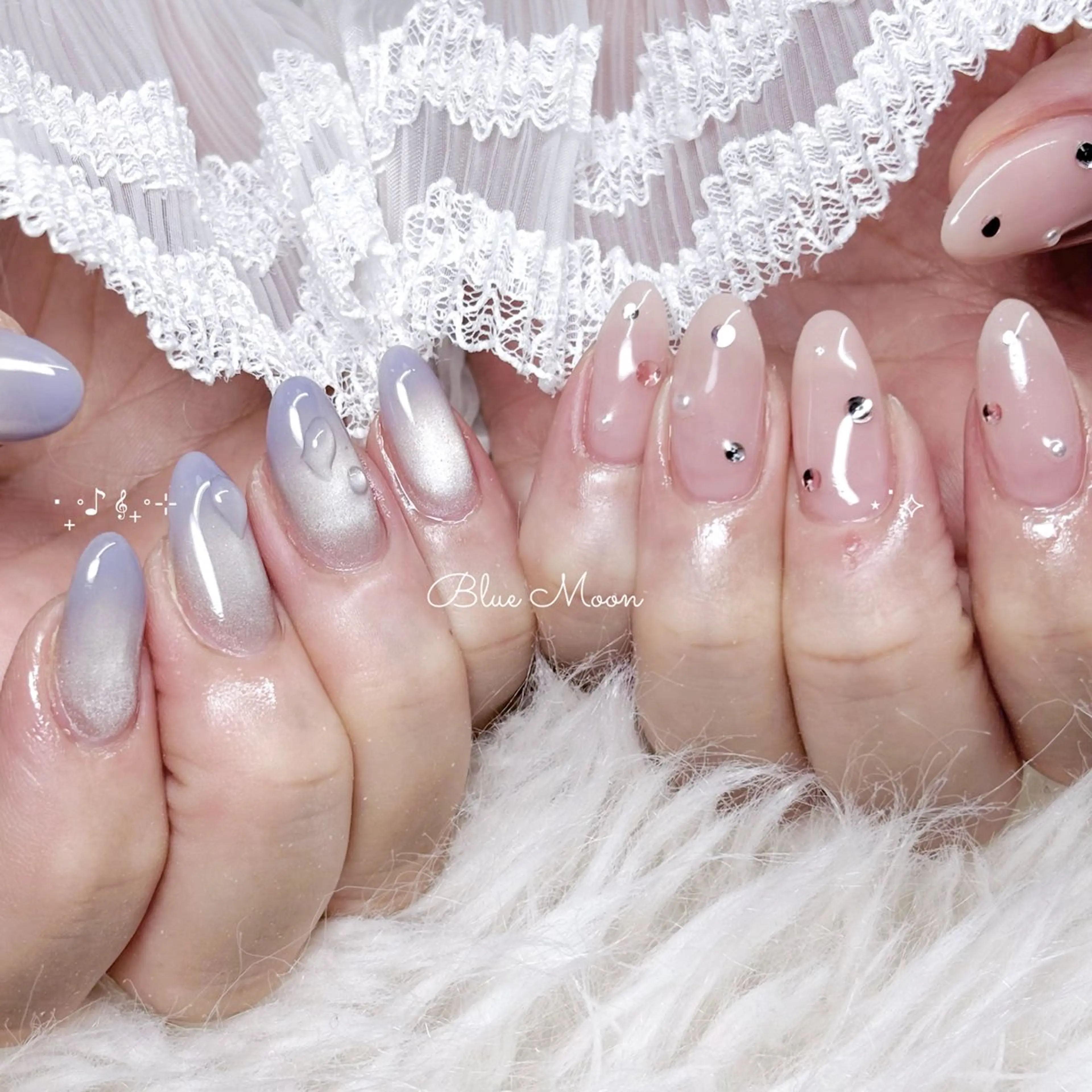 ネイル グラデーション マグネットネイル ストーンネイル ハンドネイル フットネイル ハンドケア nail salon Blue Moonのネイルデザイン