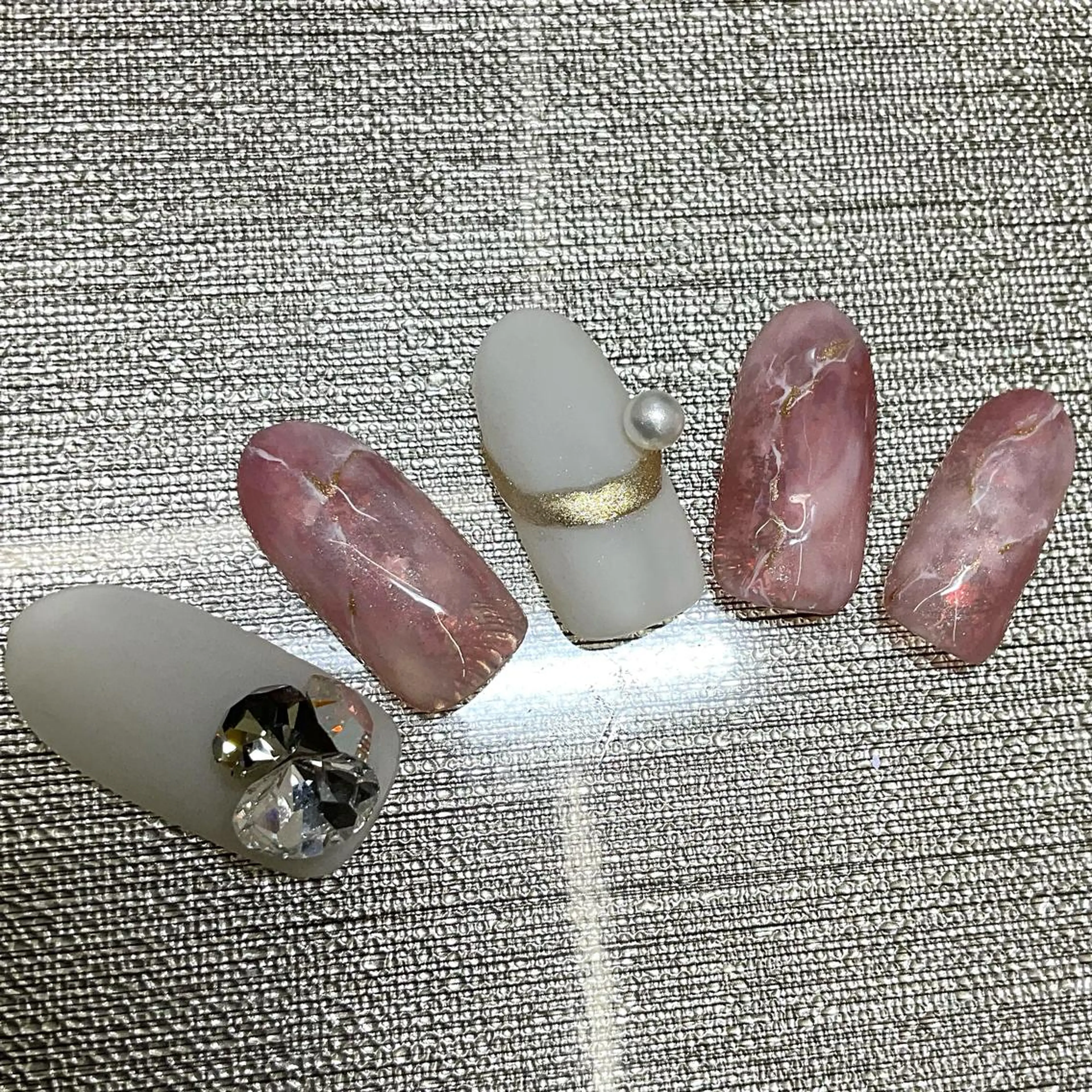 ネイル nail Eclat所属・志賀野 美喜のネイルデザイン