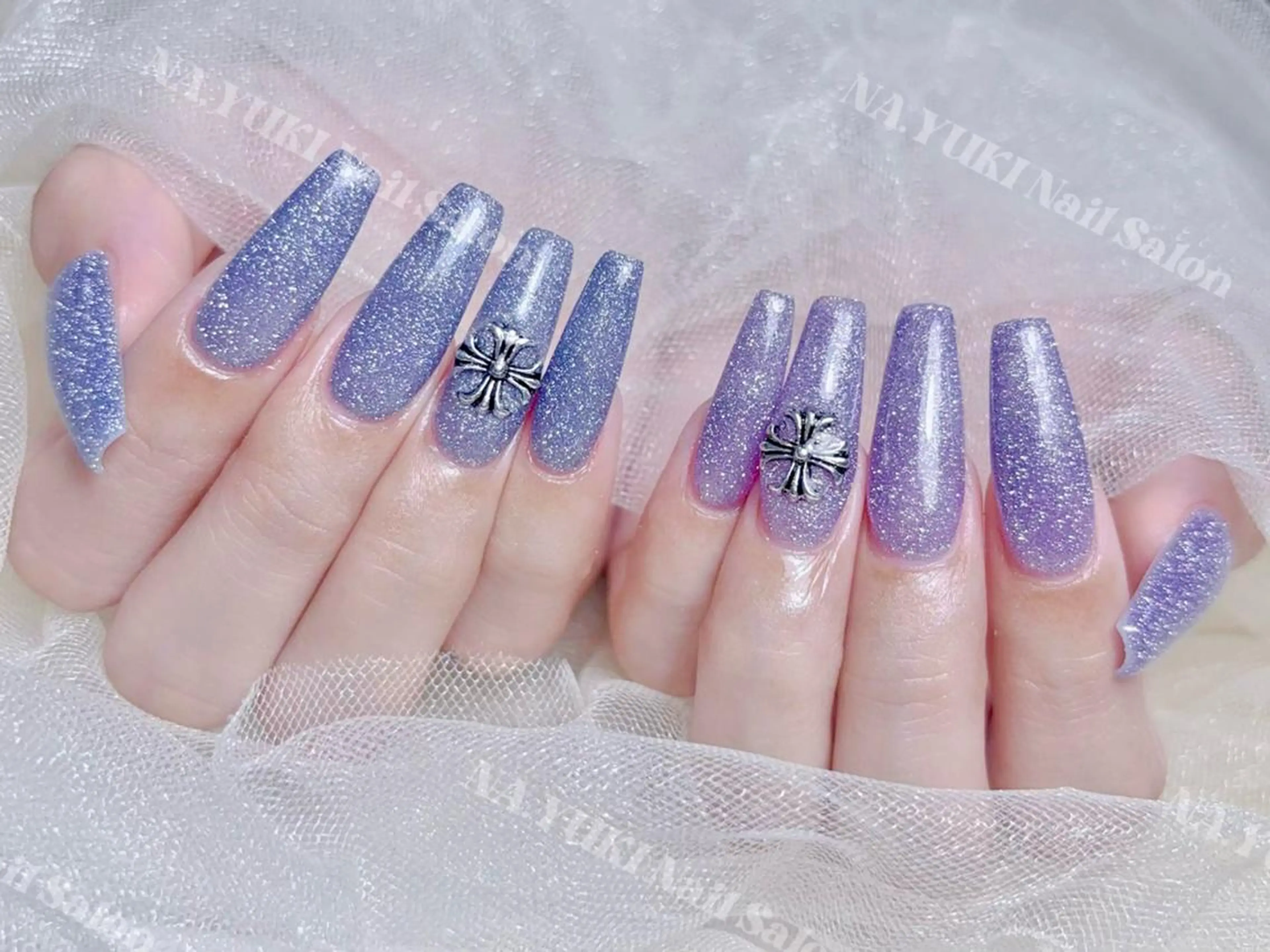 ネイル ハンドネイル ハンドケア Queenie 🦋のネイルデザイン