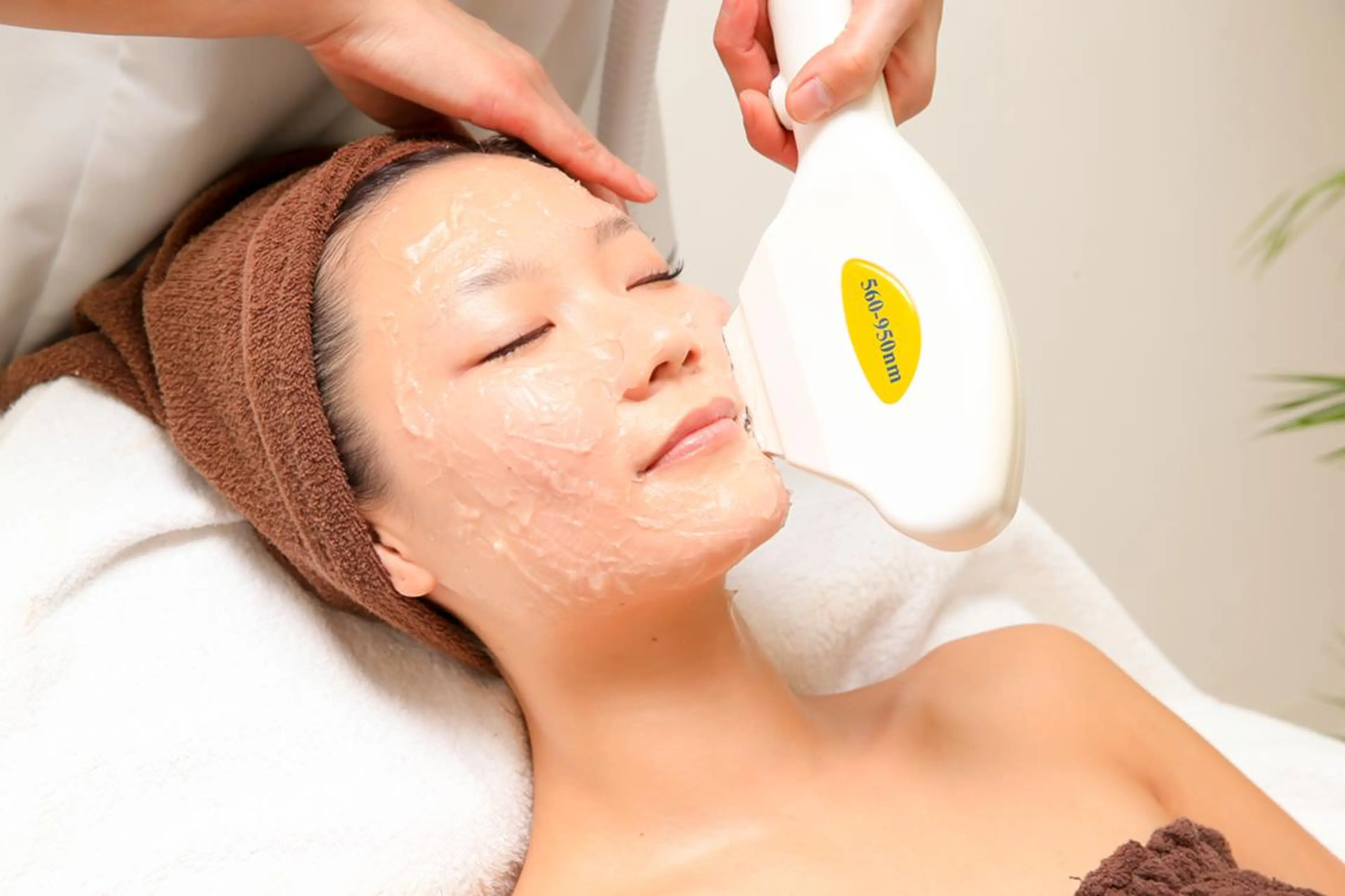 【可愛い女子はみんなしている★肌キレイ満足脱毛クーポン】 全顔毛穴洗浄+ポイント顔脱毛の写真