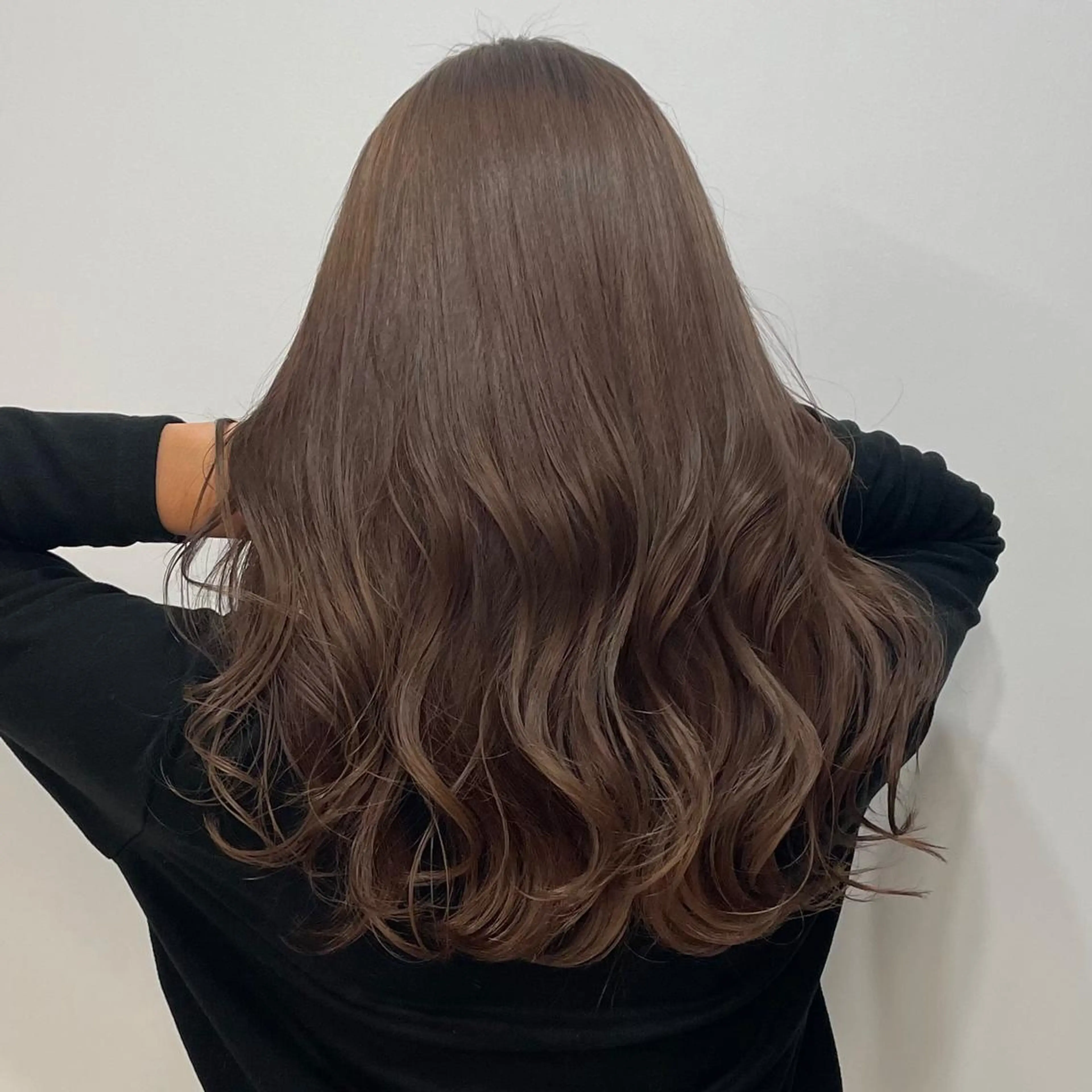 ロング カラー パーマ ヘアアレンジ メンズ キッズ ネイル マツエク・マツパ アイブロウ メンズバレイヤージュ メンズブリーチ フェードカット メンズハイライト メンズハイトーン ヘアカラー トリートメント 髪質改善🇰🇷 レイヤーカット/梅田のヘアスタイル