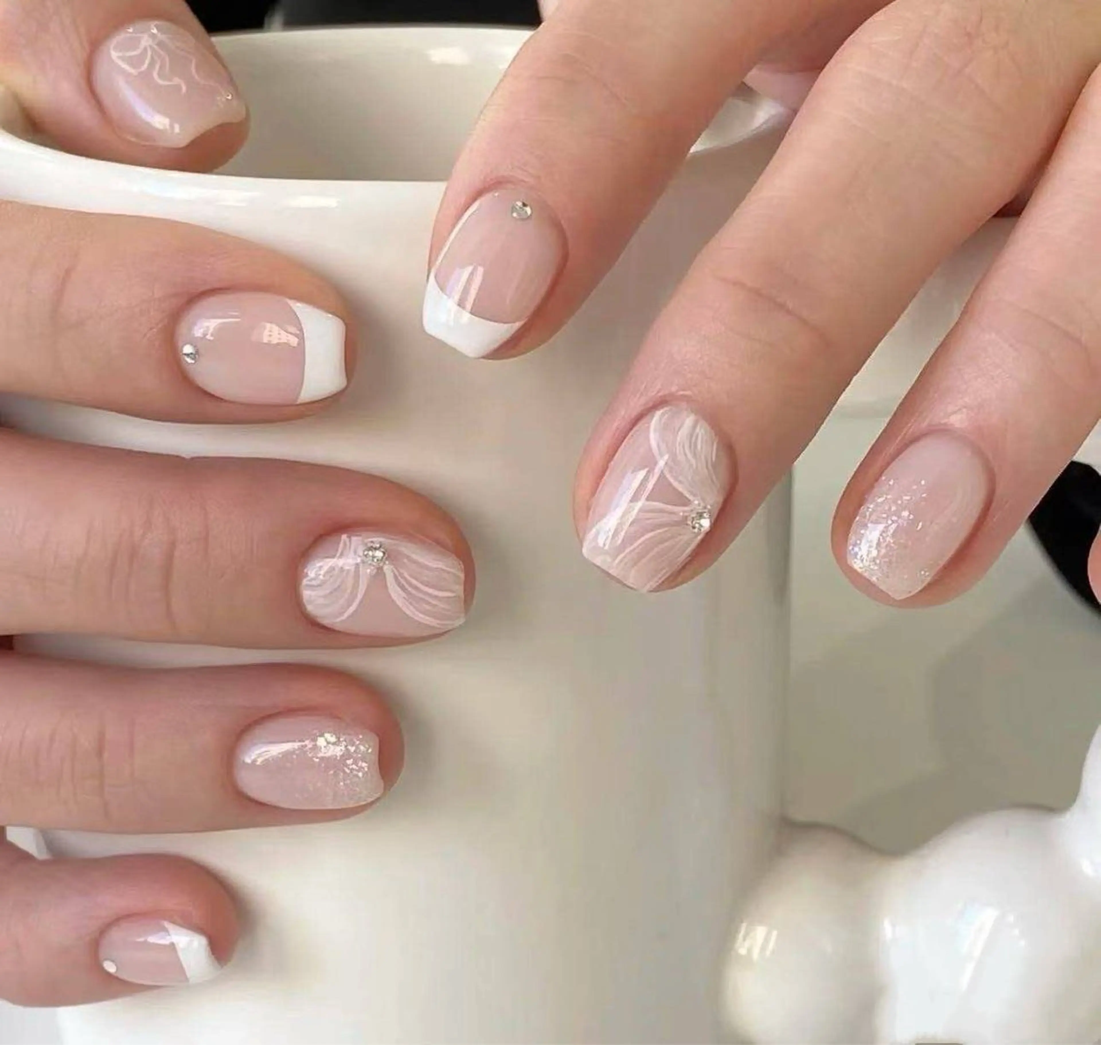 ネイル フラワーネイル フレンチネイル ジェルネイル ガラスフレンチ ハート ハンドネイル 相沢 さやかのネイルデザイン