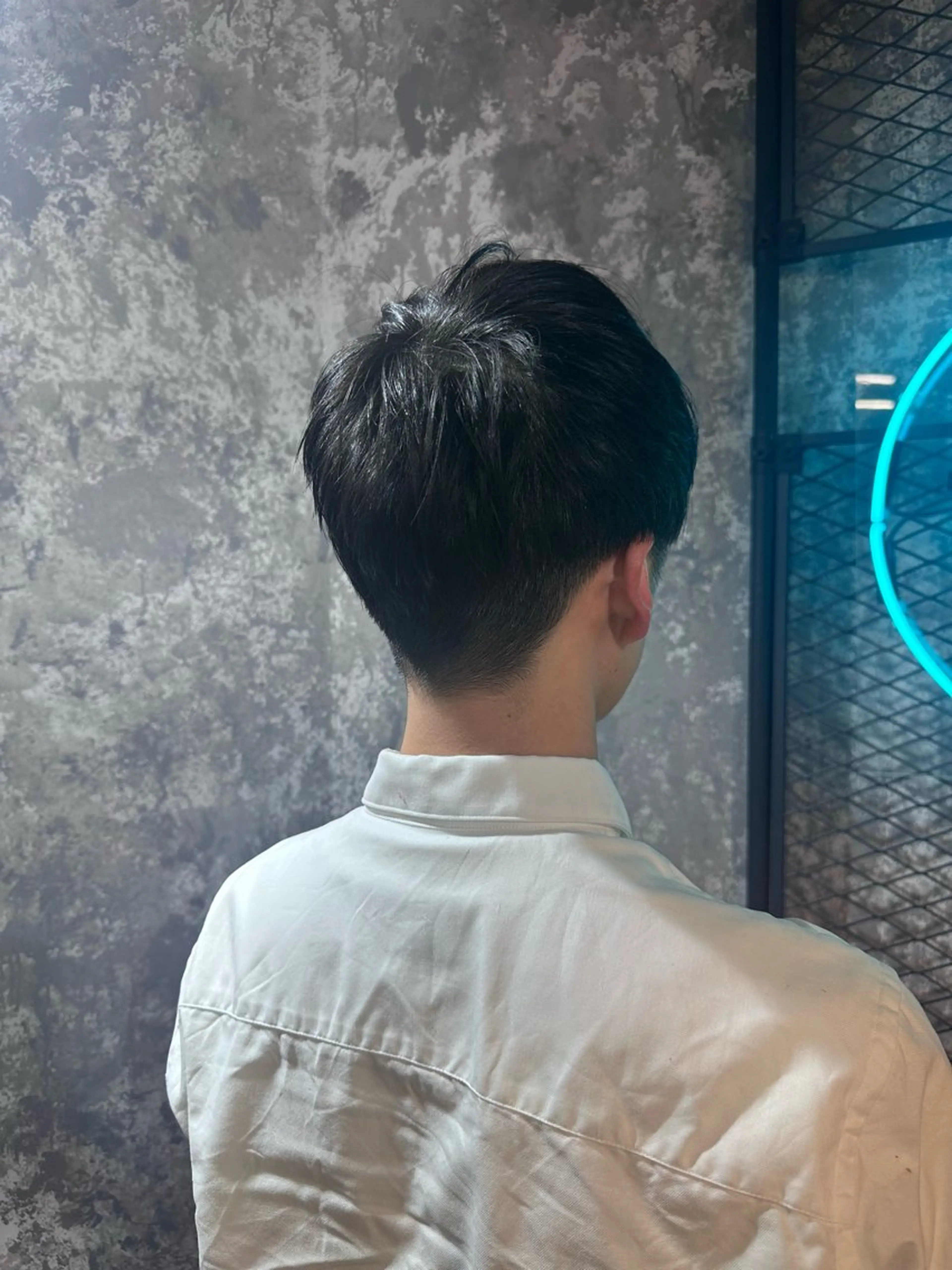 ショート メンズ 刈り上げ レイヤーカット 💙メンズカット😎 🌟みく🤍ྀིのヘアスタイル