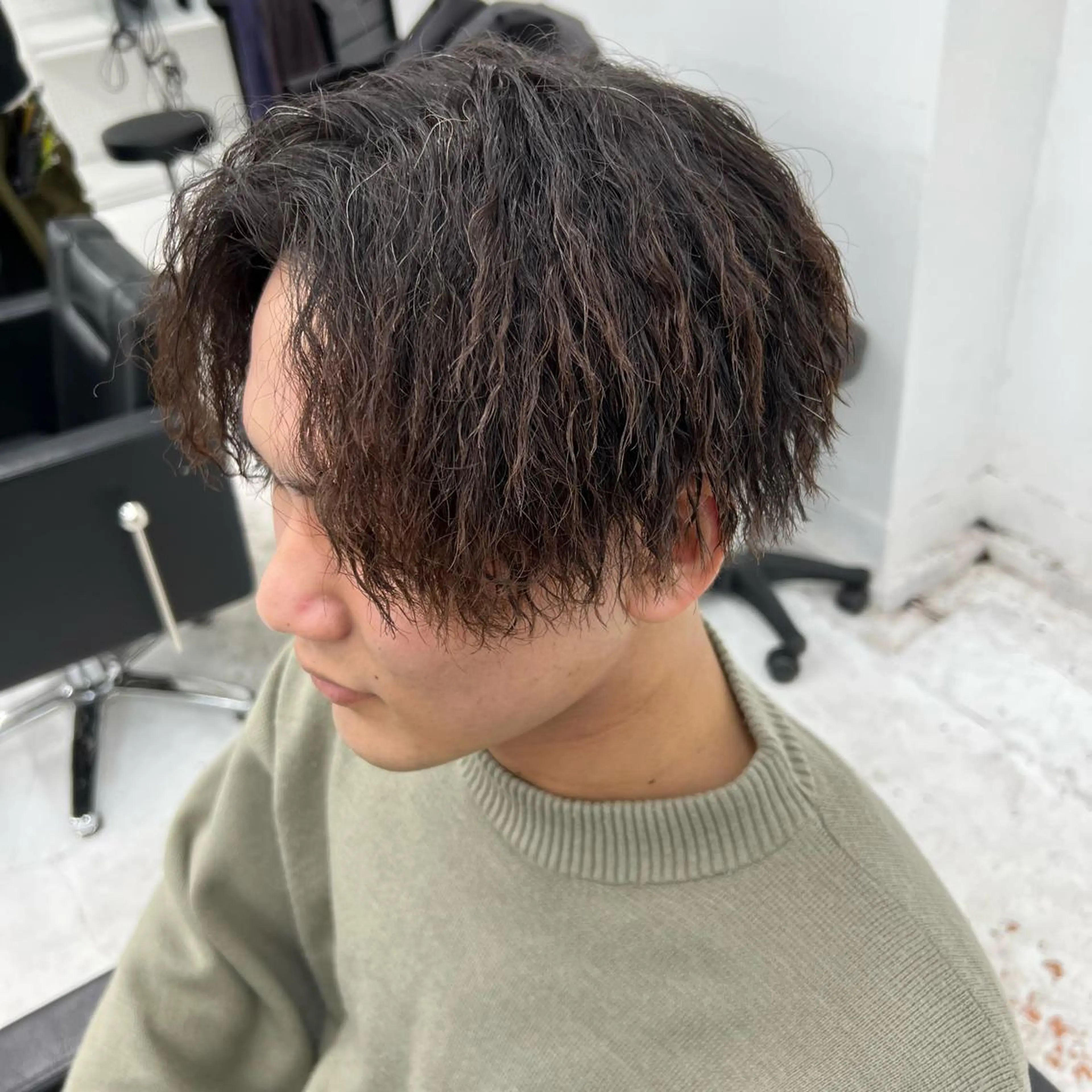 ショート パーマ 豊崎 佑輔のヘアスタイル