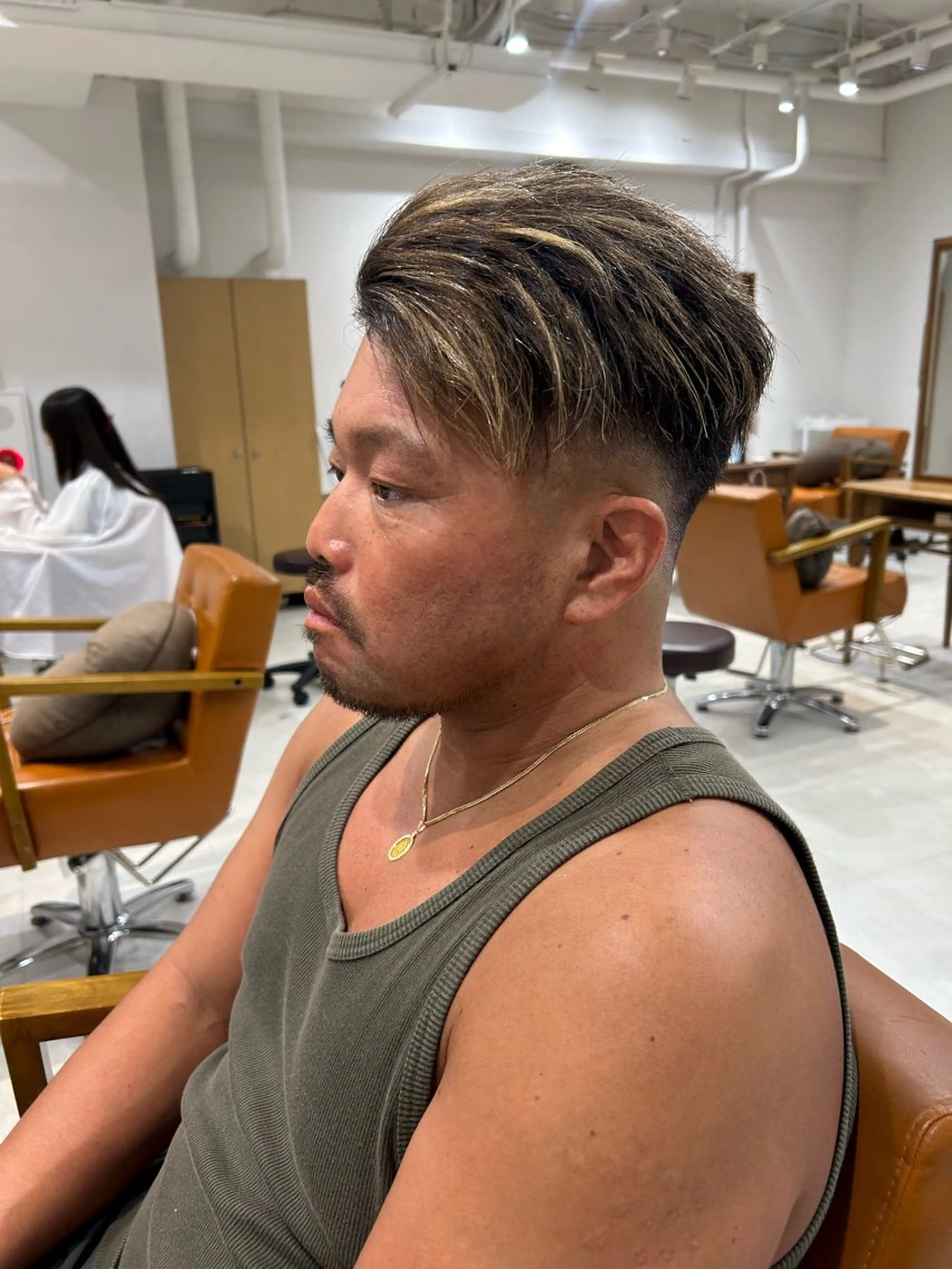 ショート カラー メンズ 山﨑 燦人のヘアスタイル