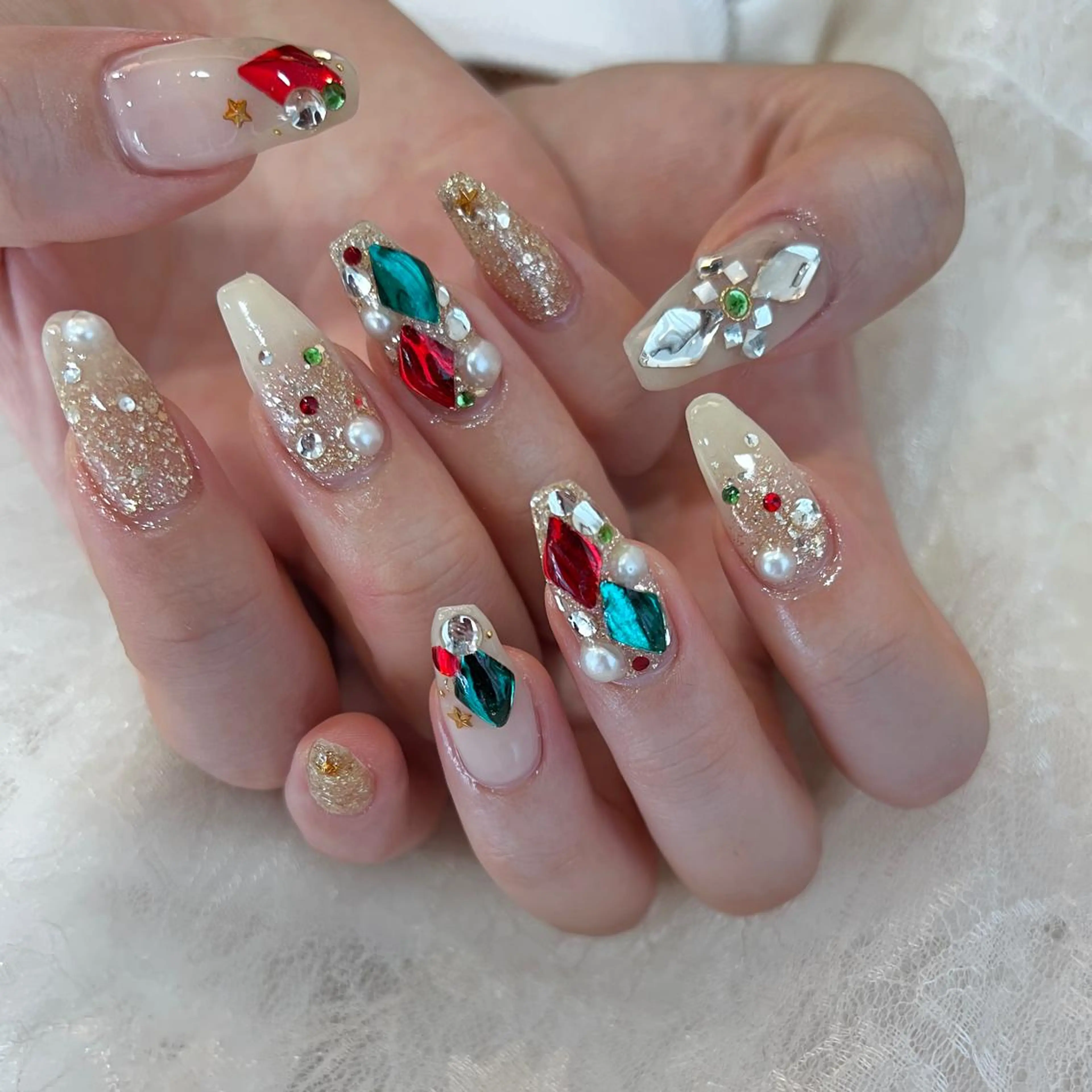 ネイル ハンドネイル 河野 弥月のネイルデザイン