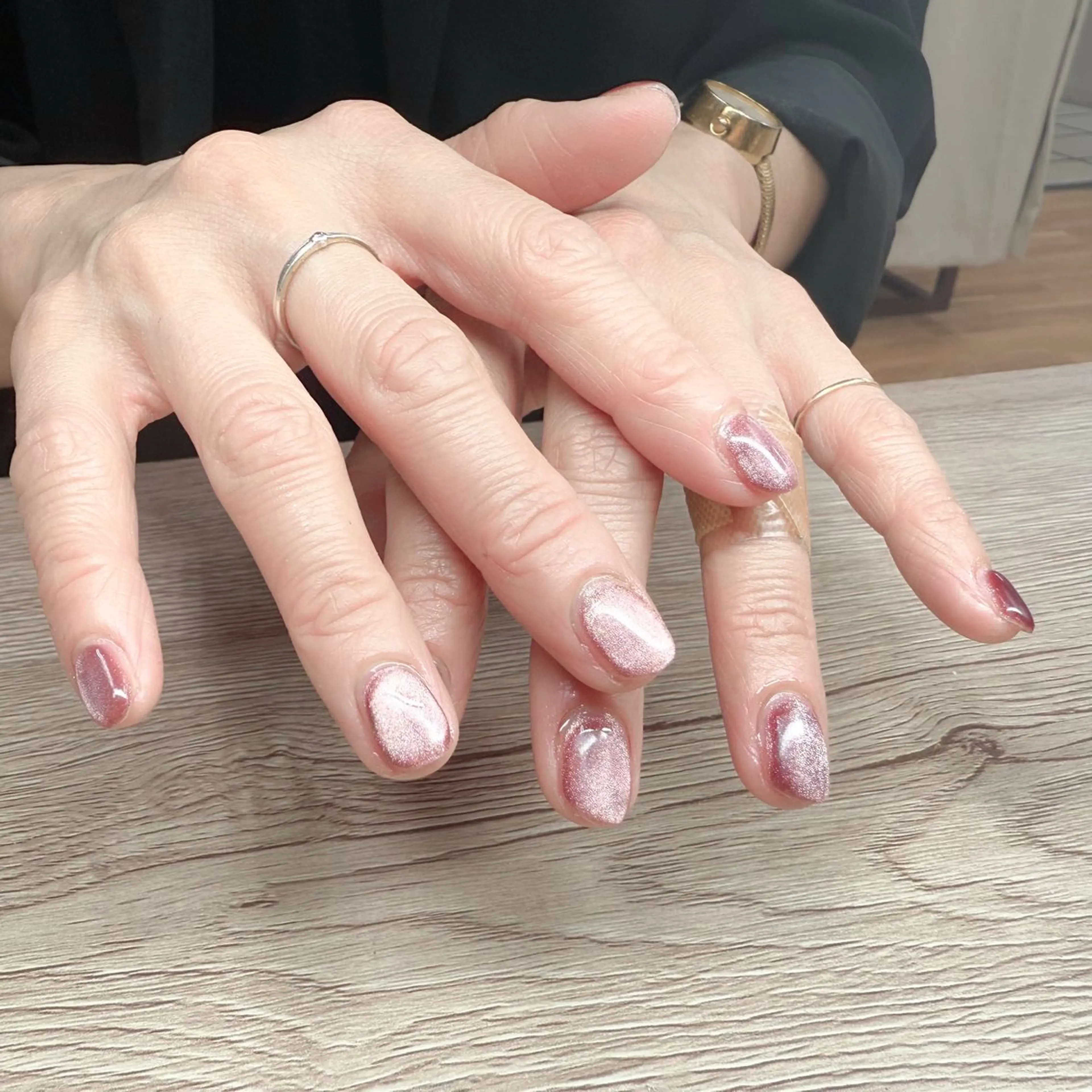 ネイル マグネットネイル ハンドネイル 松山 碧のエステ・リラクイメージ