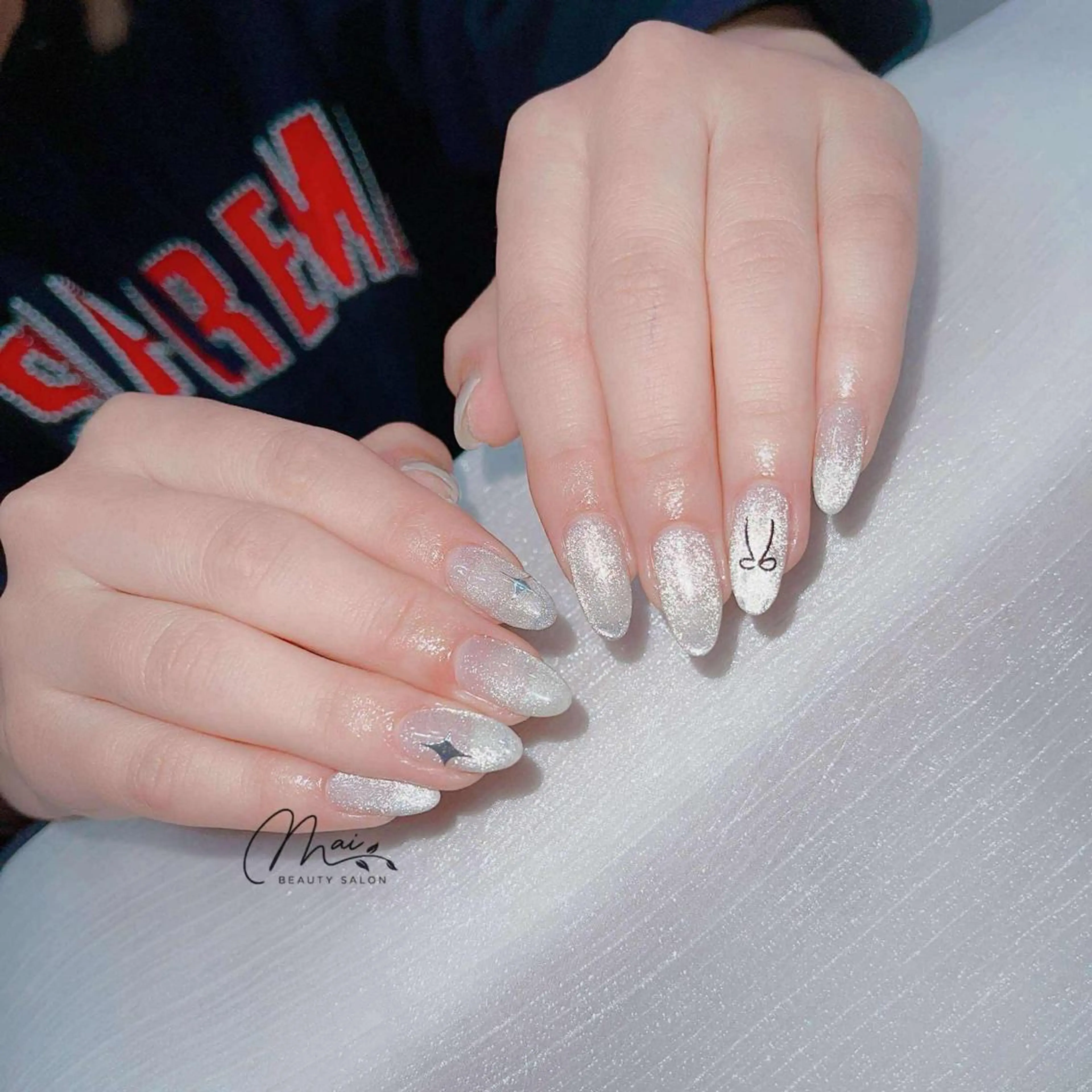 ネイル オーロラネイル チークネイル 長さ出し フラッシュネイル フットネイル MaiBeauty マイ マイのネイルデザイン